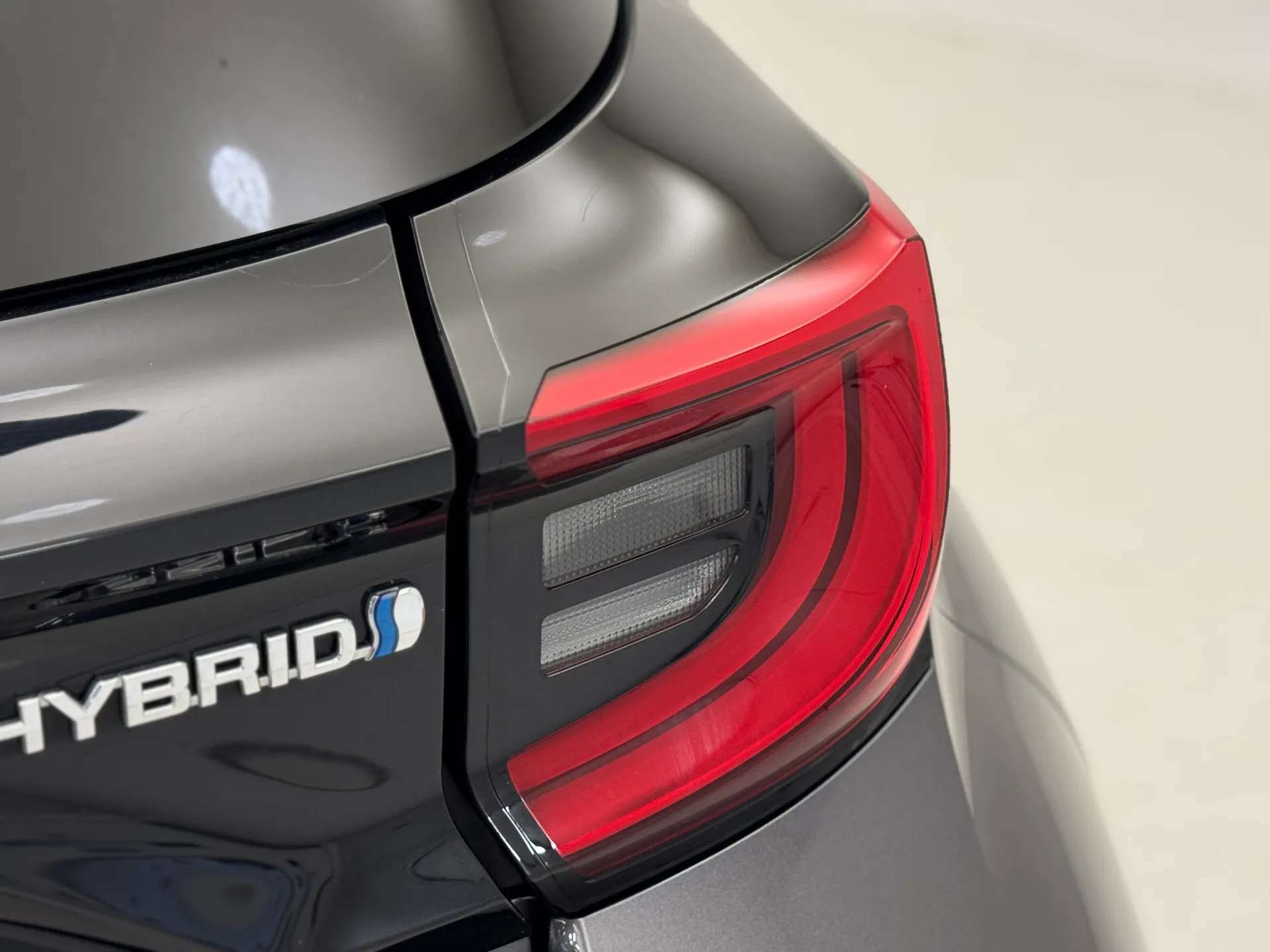 2023 MAZDA 2 HYBRID 2023 MAZDA 2 HYBRID