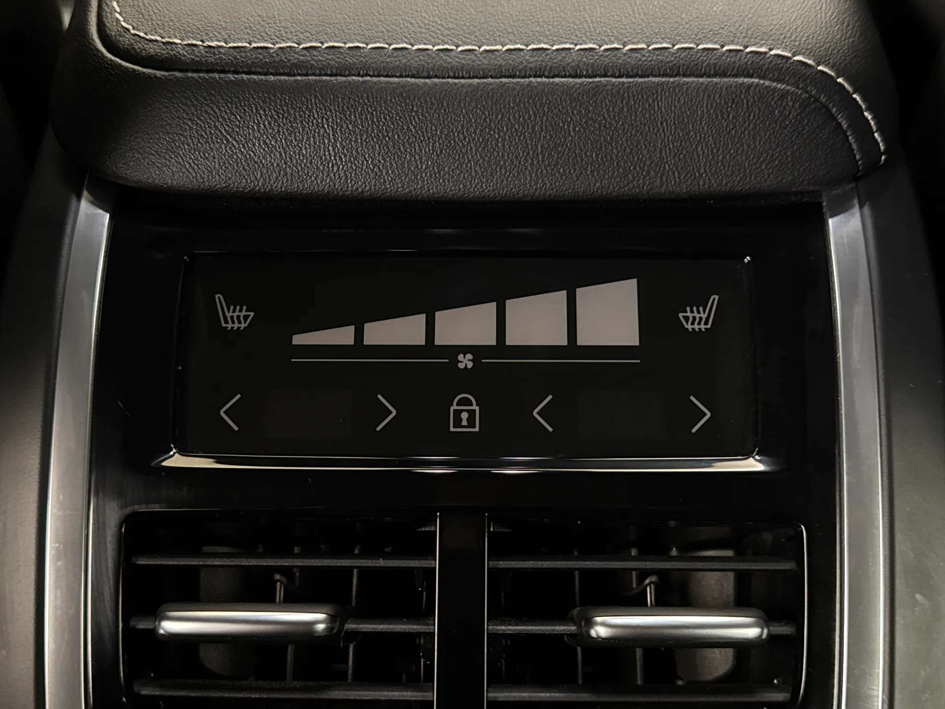 2023 VOLVO S60 2023 VOLVO S60