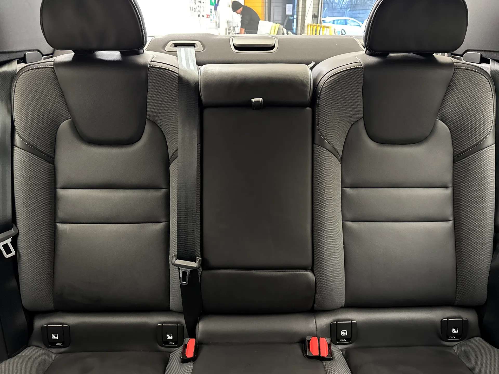 2023 VOLVO S60 2023 VOLVO S60