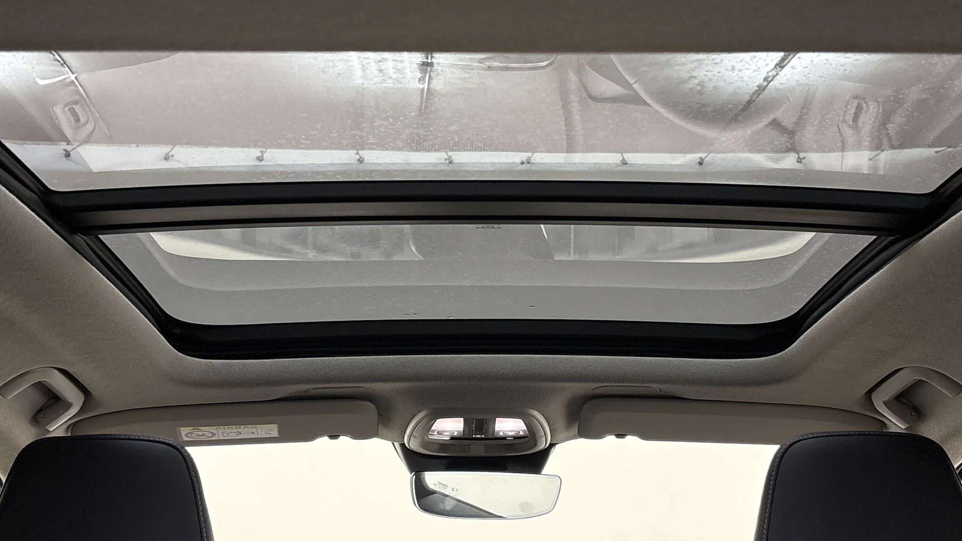 2023 VOLVO XC40 2023 VOLVO XC40