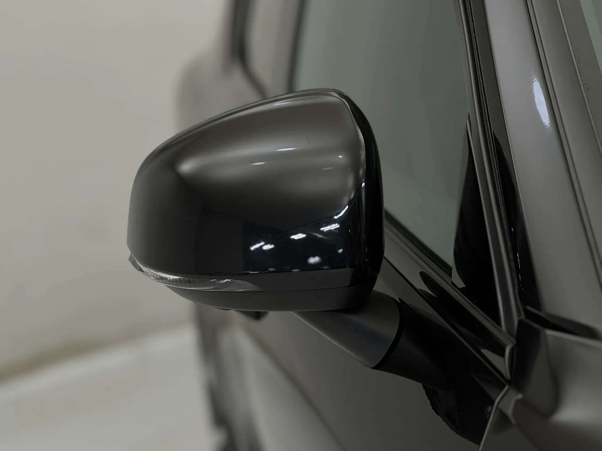 2023 VOLVO XC40 2023 VOLVO XC40