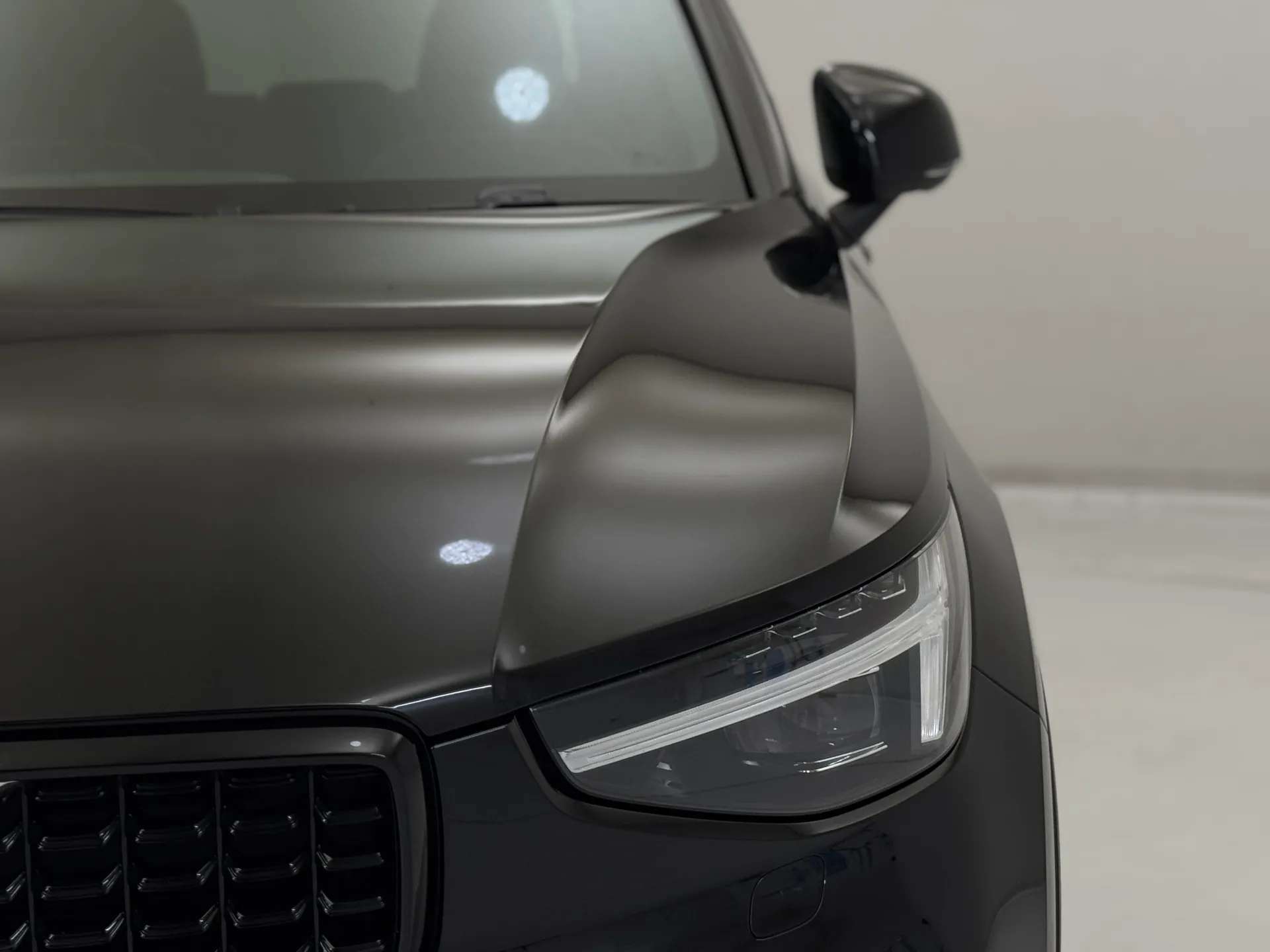 2023 VOLVO XC40 2023 VOLVO XC40