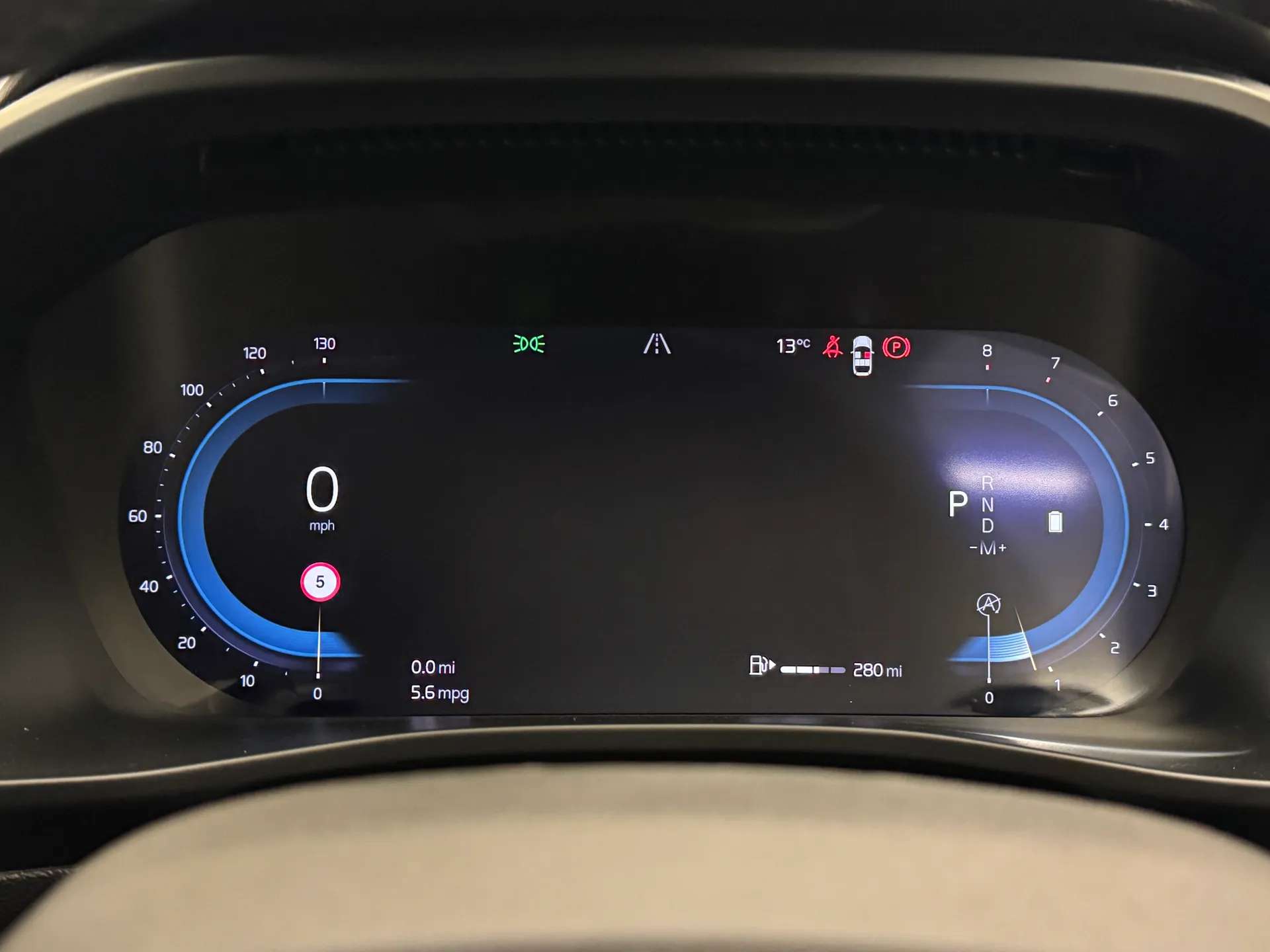 2023 VOLVO XC40 2023 VOLVO XC40