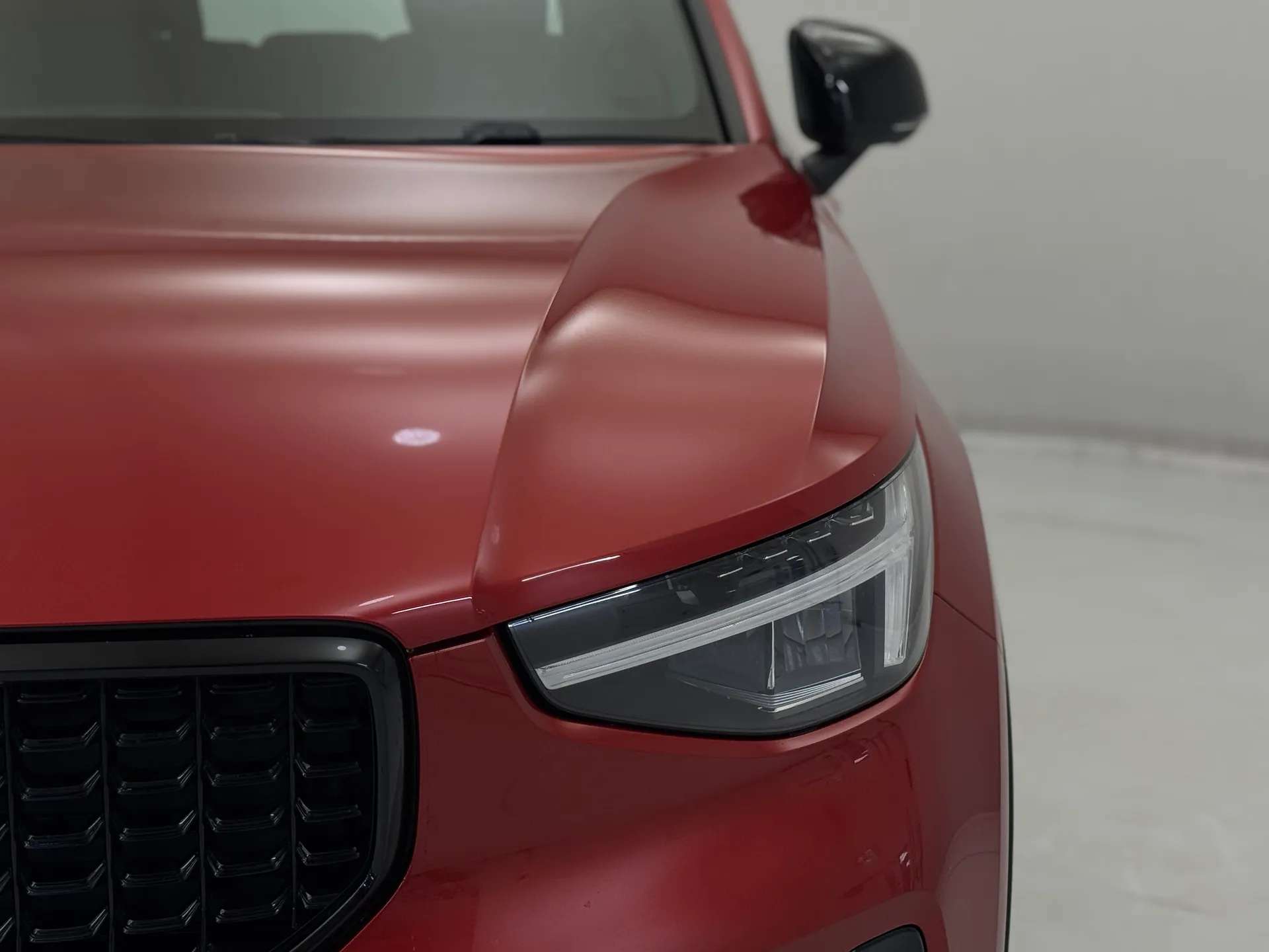 2023 VOLVO XC40 2023 VOLVO XC40