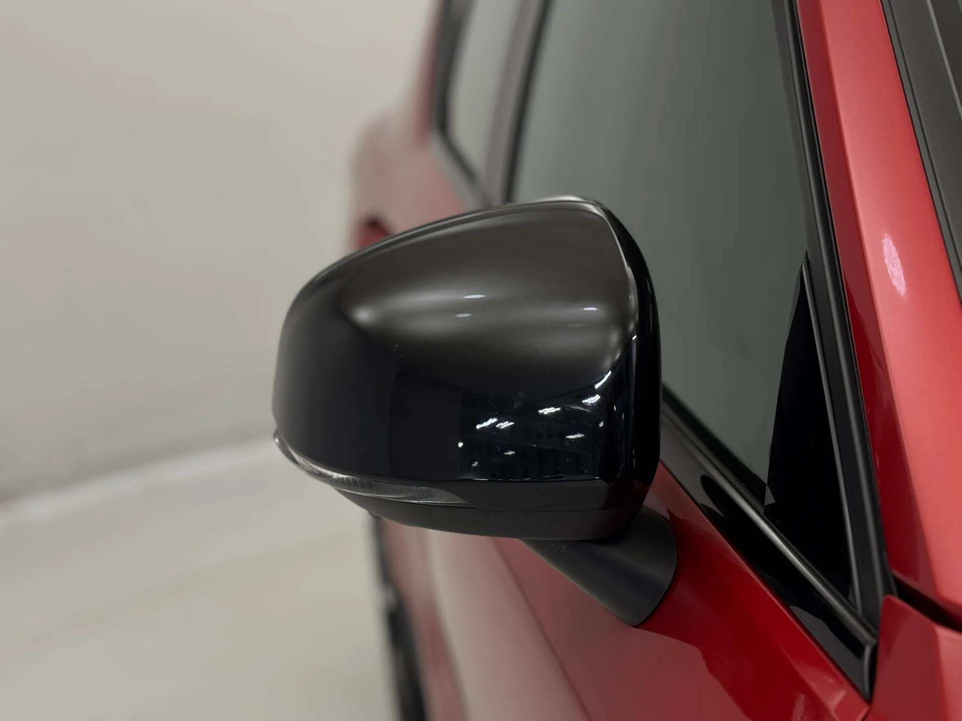2023 VOLVO XC40 2023 VOLVO XC40