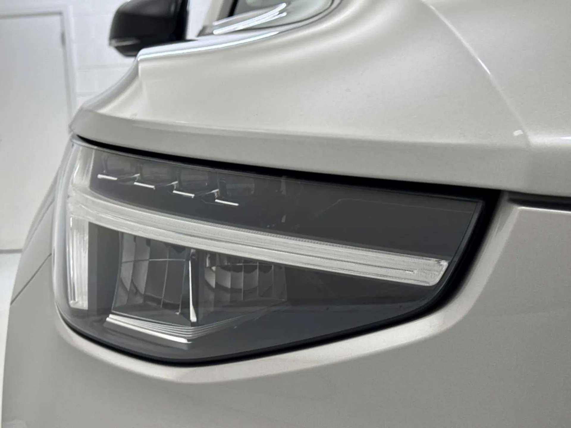 2024 VOLVO XC40 2024 VOLVO XC40