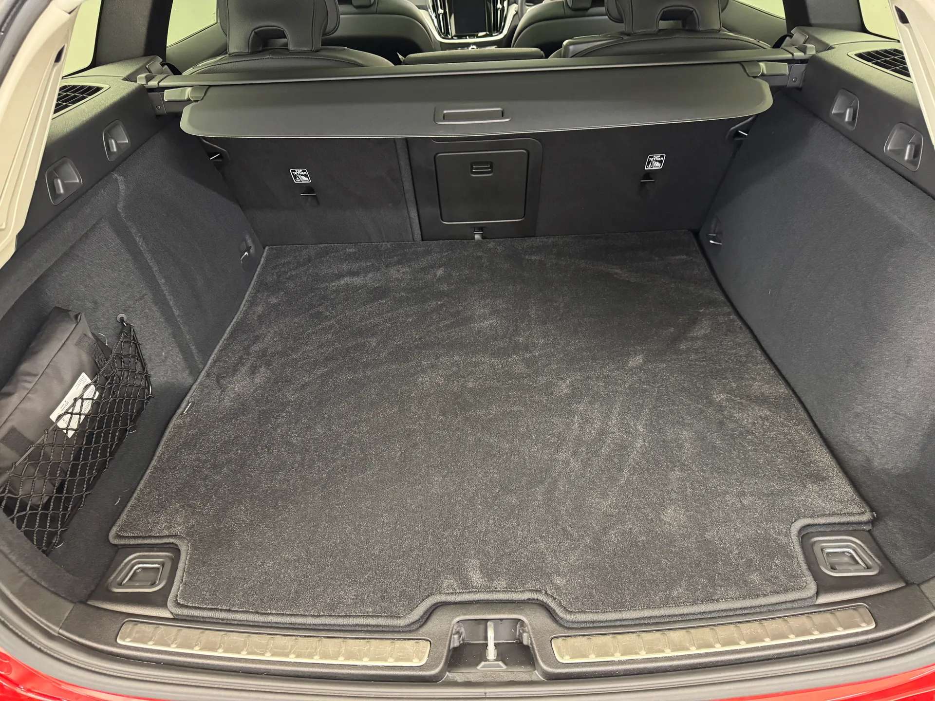 2025 VOLVO V60 2025 VOLVO V60