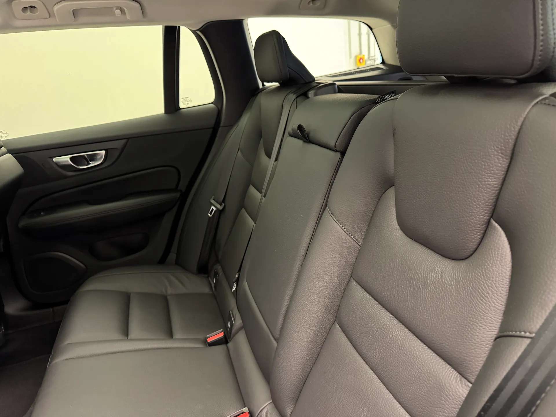 2025 VOLVO V60 2025 VOLVO V60