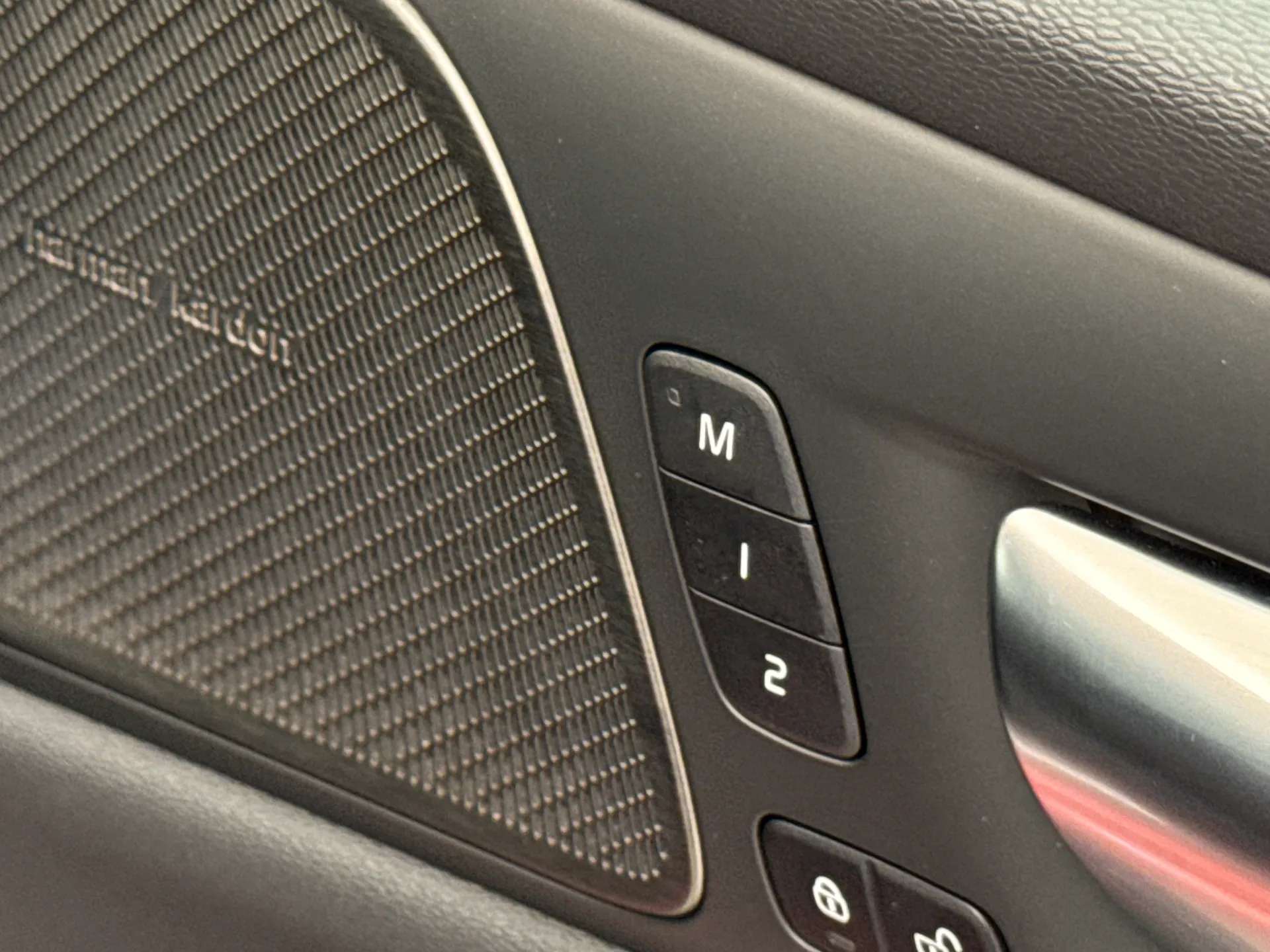 2025 VOLVO V60 2025 VOLVO V60