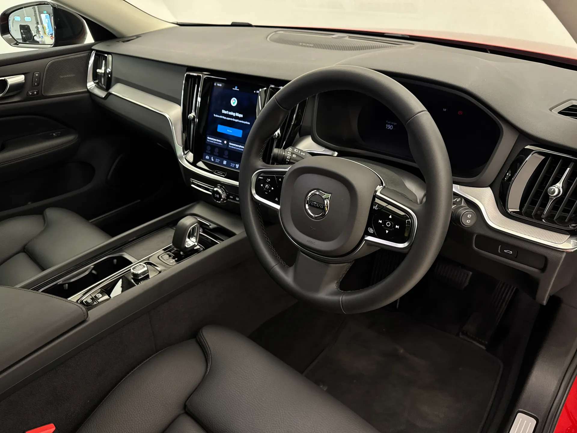 2025 VOLVO V60 2025 VOLVO V60