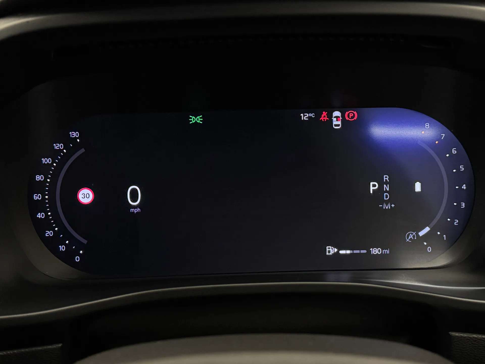 2023 VOLVO XC40 2023 VOLVO XC40