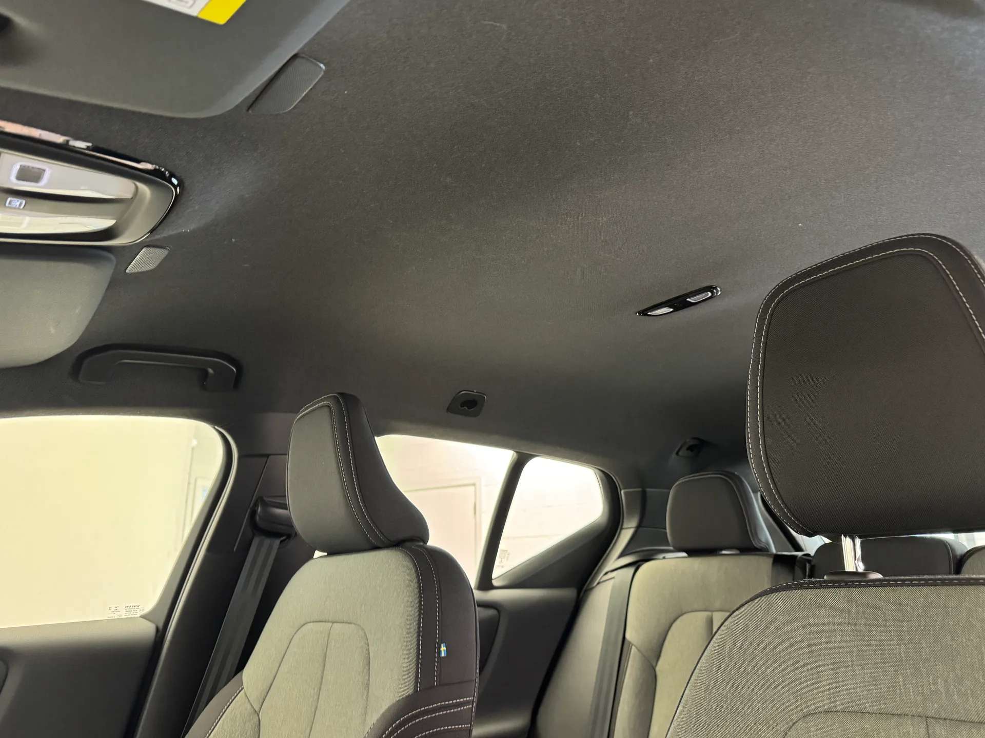 2022 VOLVO XC40 2022 VOLVO XC40