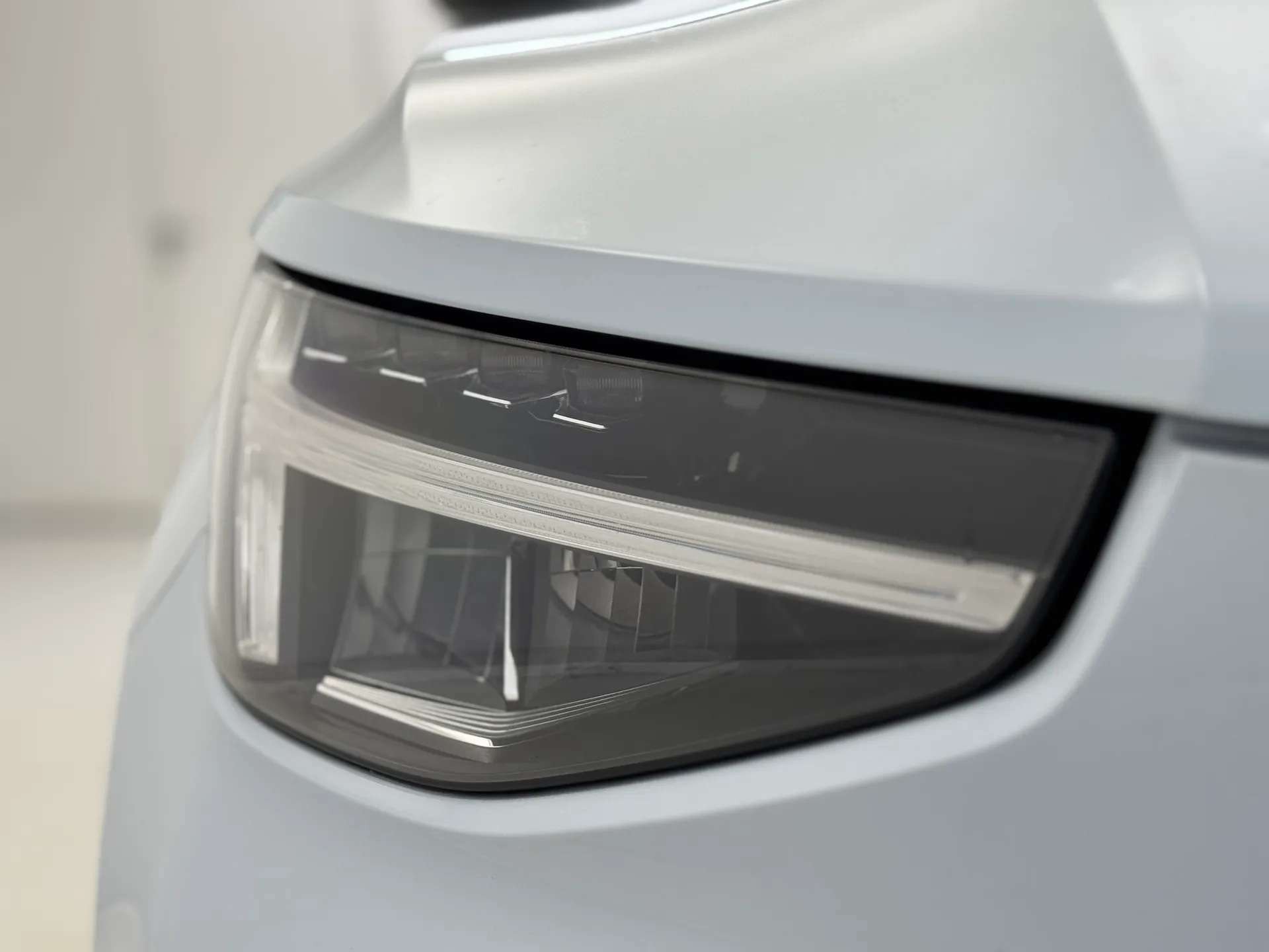 2024 VOLVO XC40 2024 VOLVO XC40