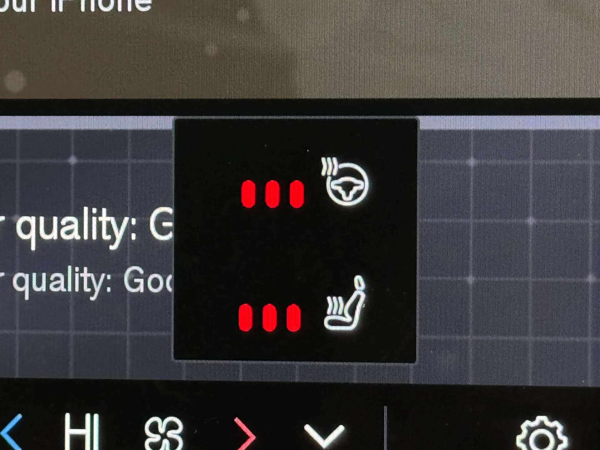 2023 VOLVO XC40 2023 VOLVO XC40