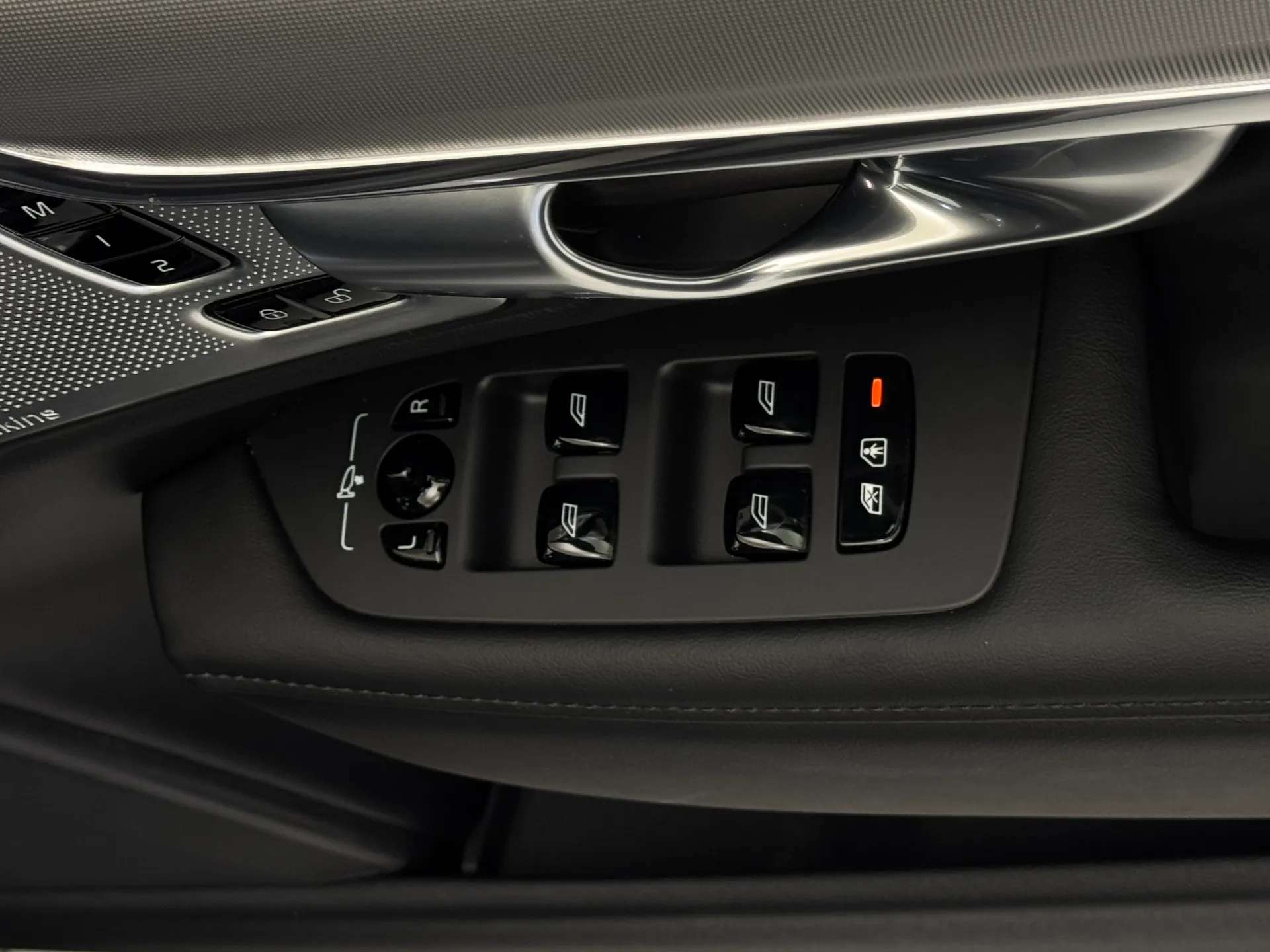2023 VOLVO V90 2023 VOLVO V90