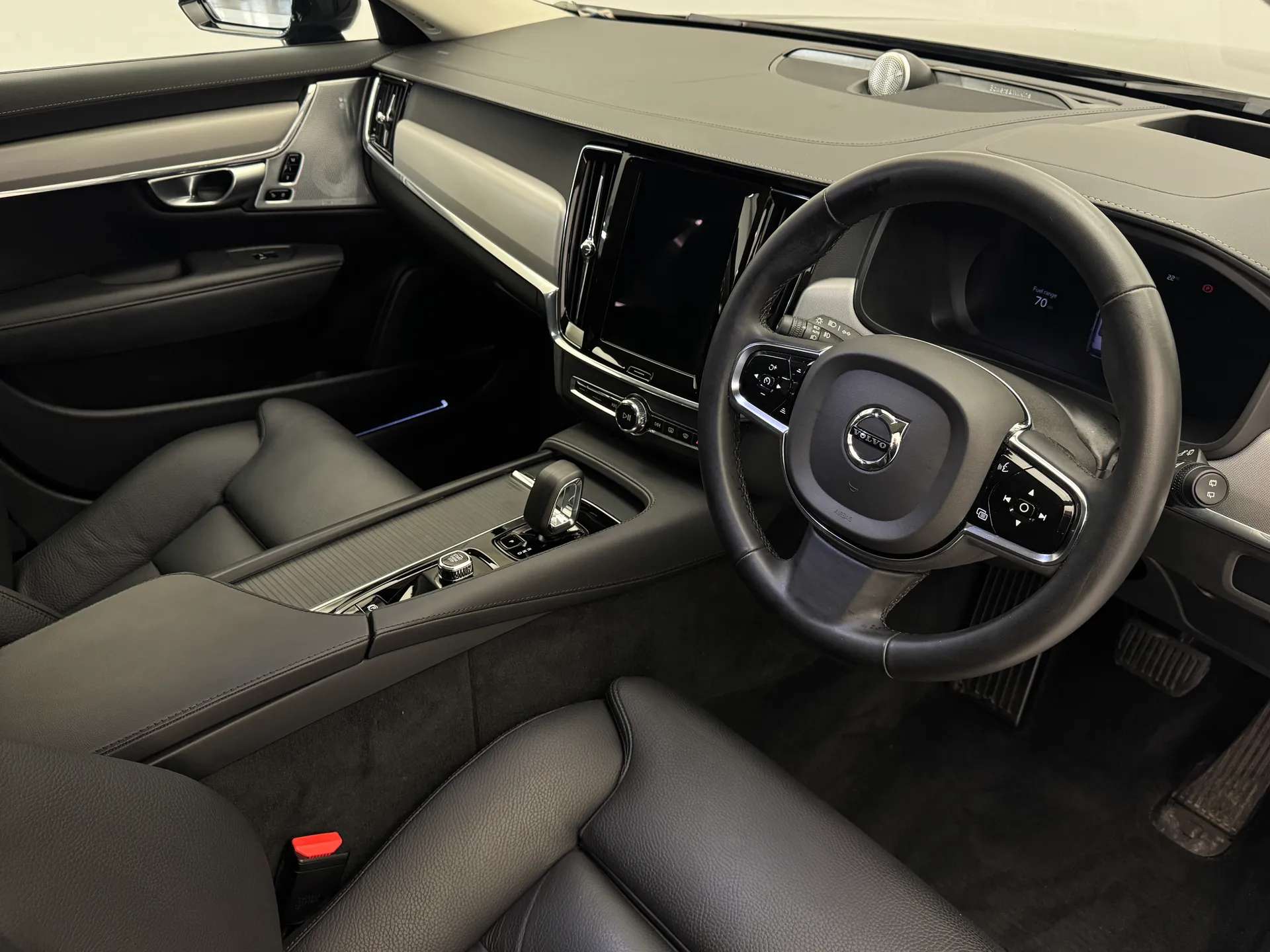2023 VOLVO V90 2023 VOLVO V90
