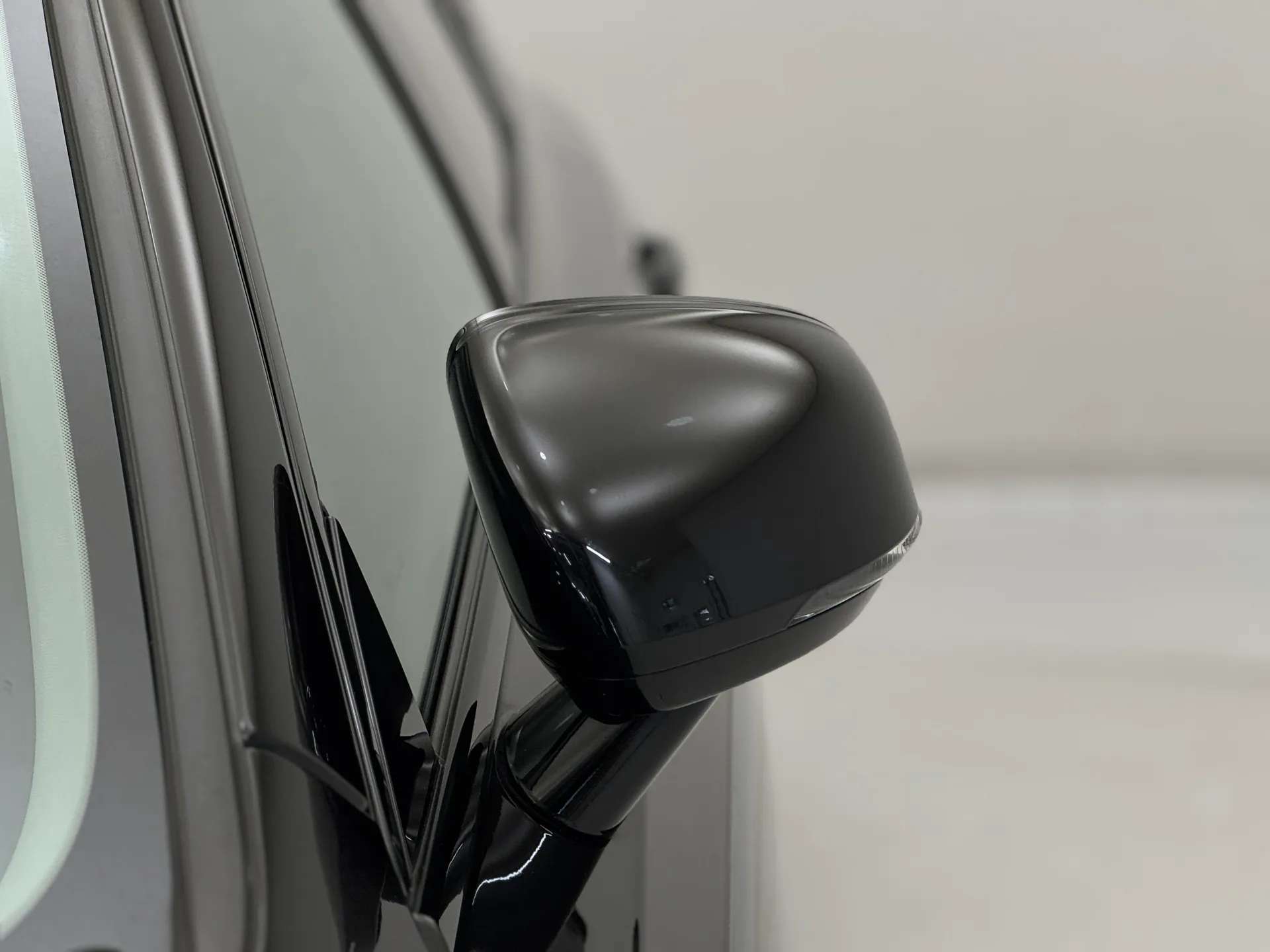 2023 VOLVO V90 2023 VOLVO V90