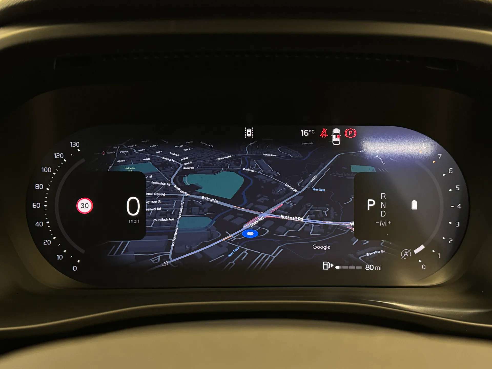 2025 VOLVO XC40 2025 VOLVO XC40