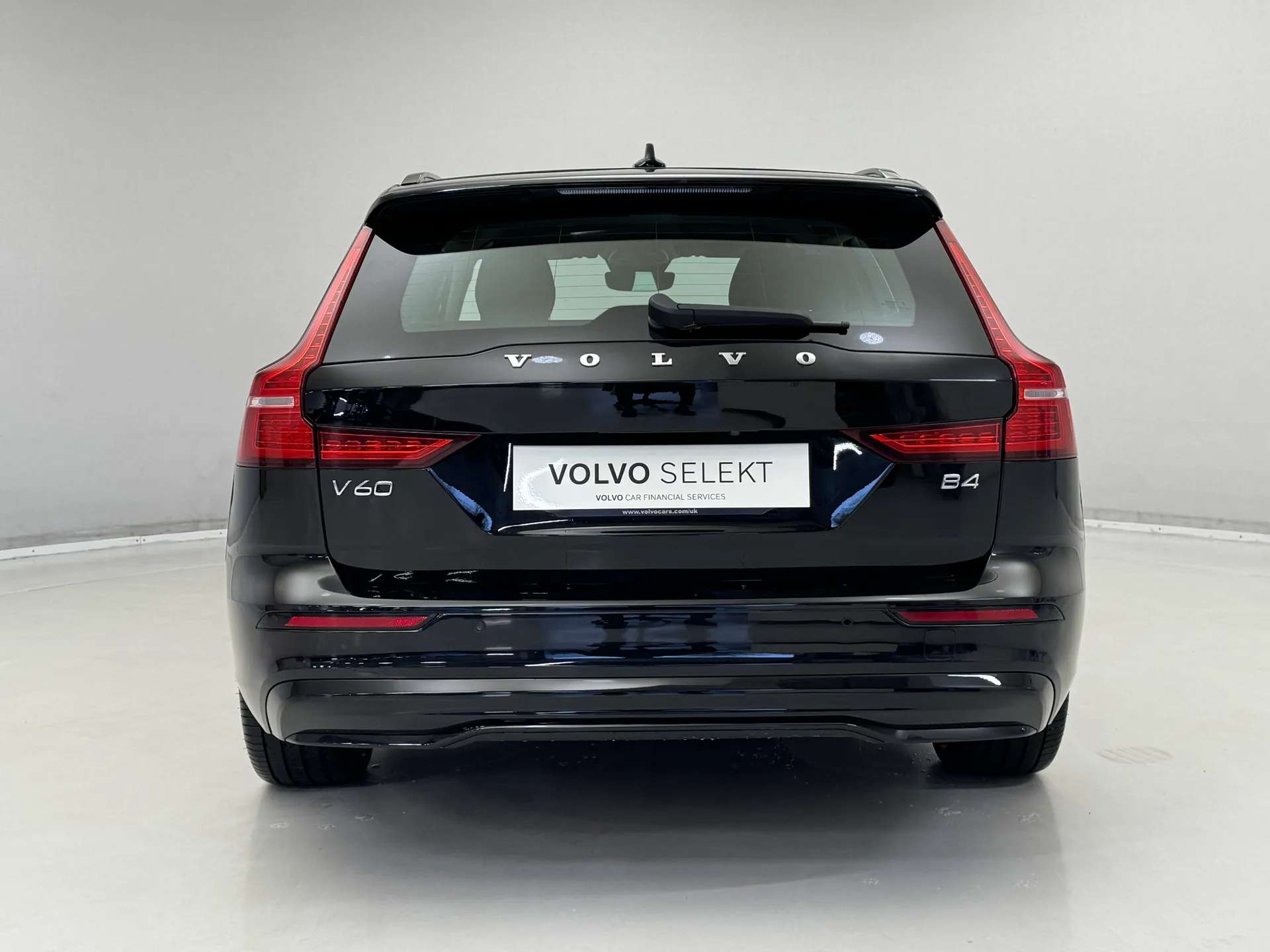 2025 VOLVO V60 2025 VOLVO V60