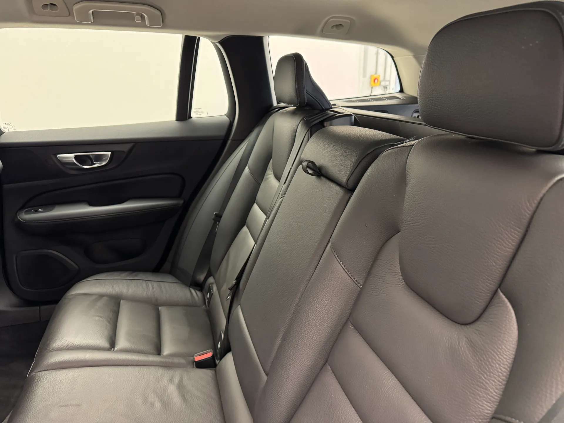 2025 VOLVO V60 2025 VOLVO V60