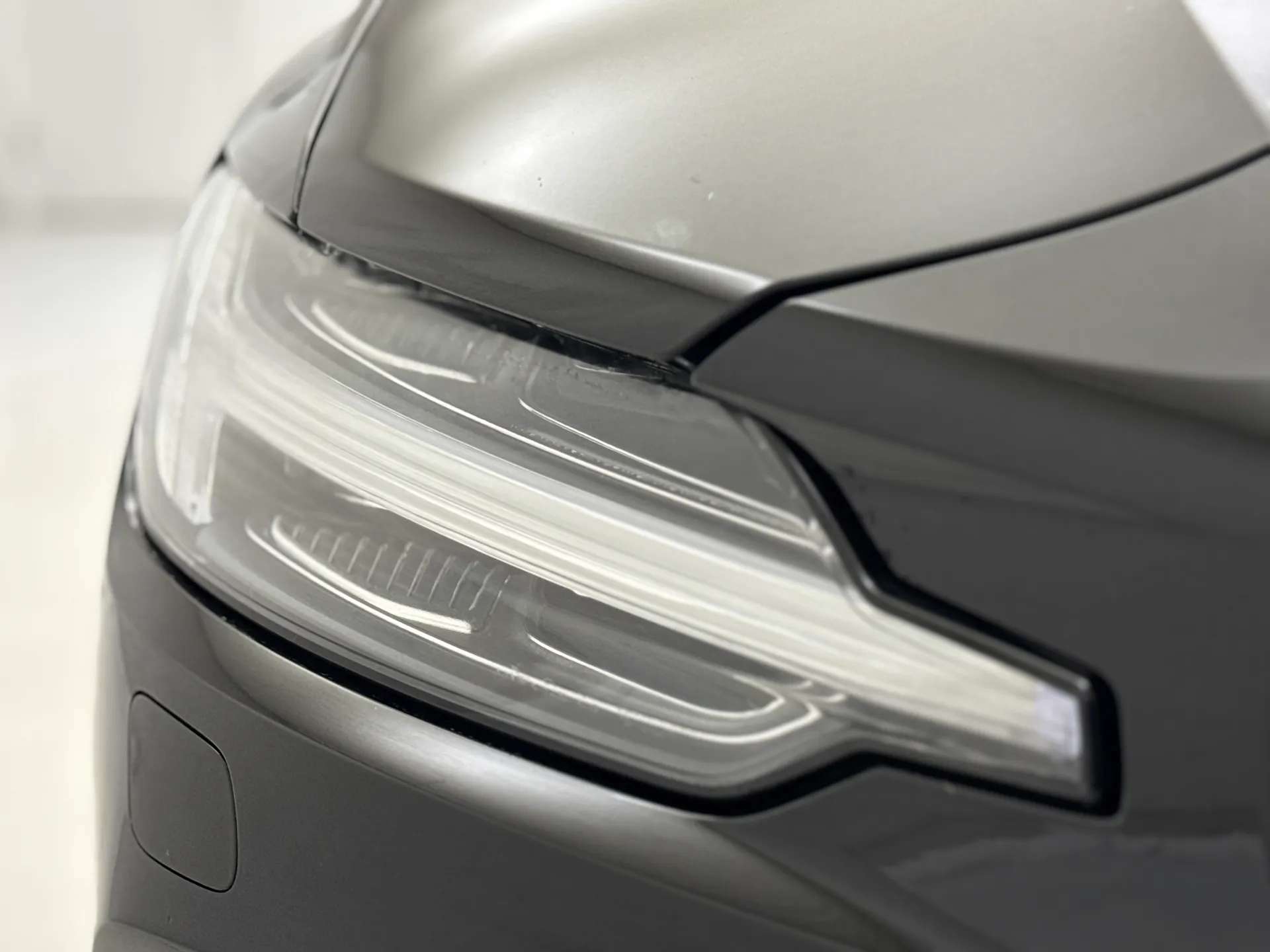 2025 VOLVO V60 2025 VOLVO V60