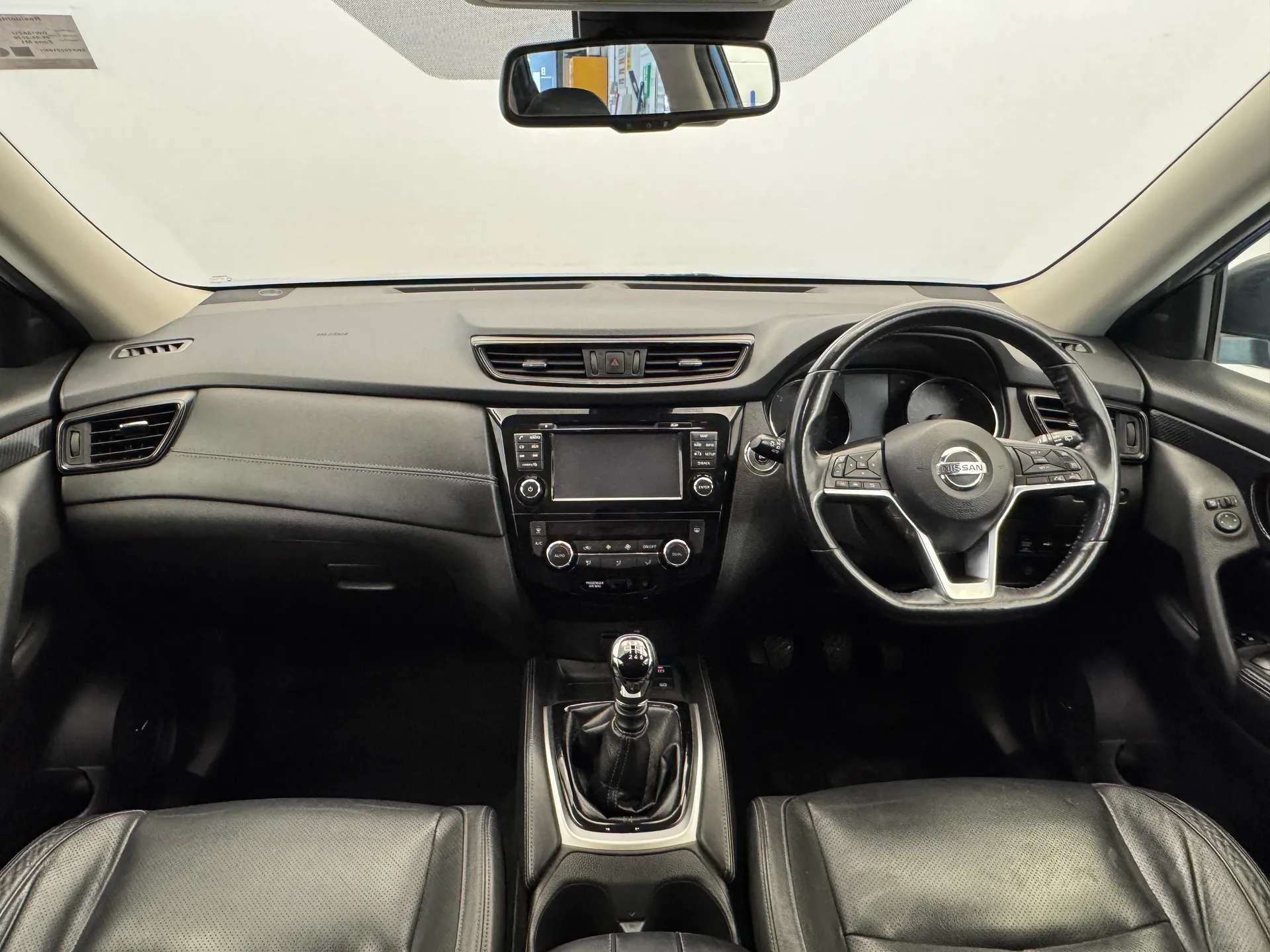 A 2018 NISSAN X-TRAIL 1.6 dCi Tekna 5dr A 2018 NISSAN X-TRAIL 1.6 dCi Tekna 5dr