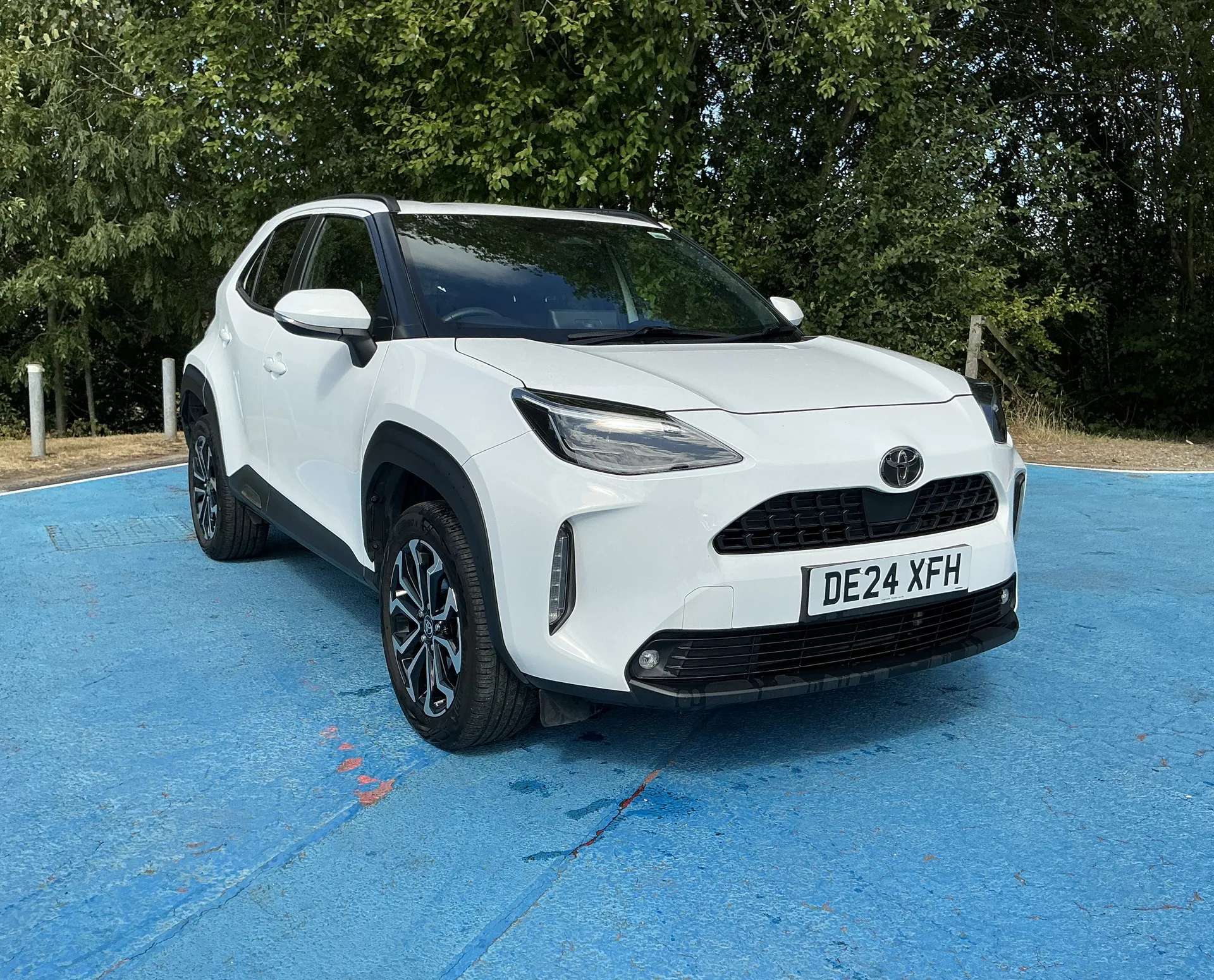 A 2024 TOYOTA YARIS CROSS 1.5 Hybrid Design 5dr CVT A 2024 TOYOTA YARIS CROSS 1.5 Hybrid Design 5dr CVT