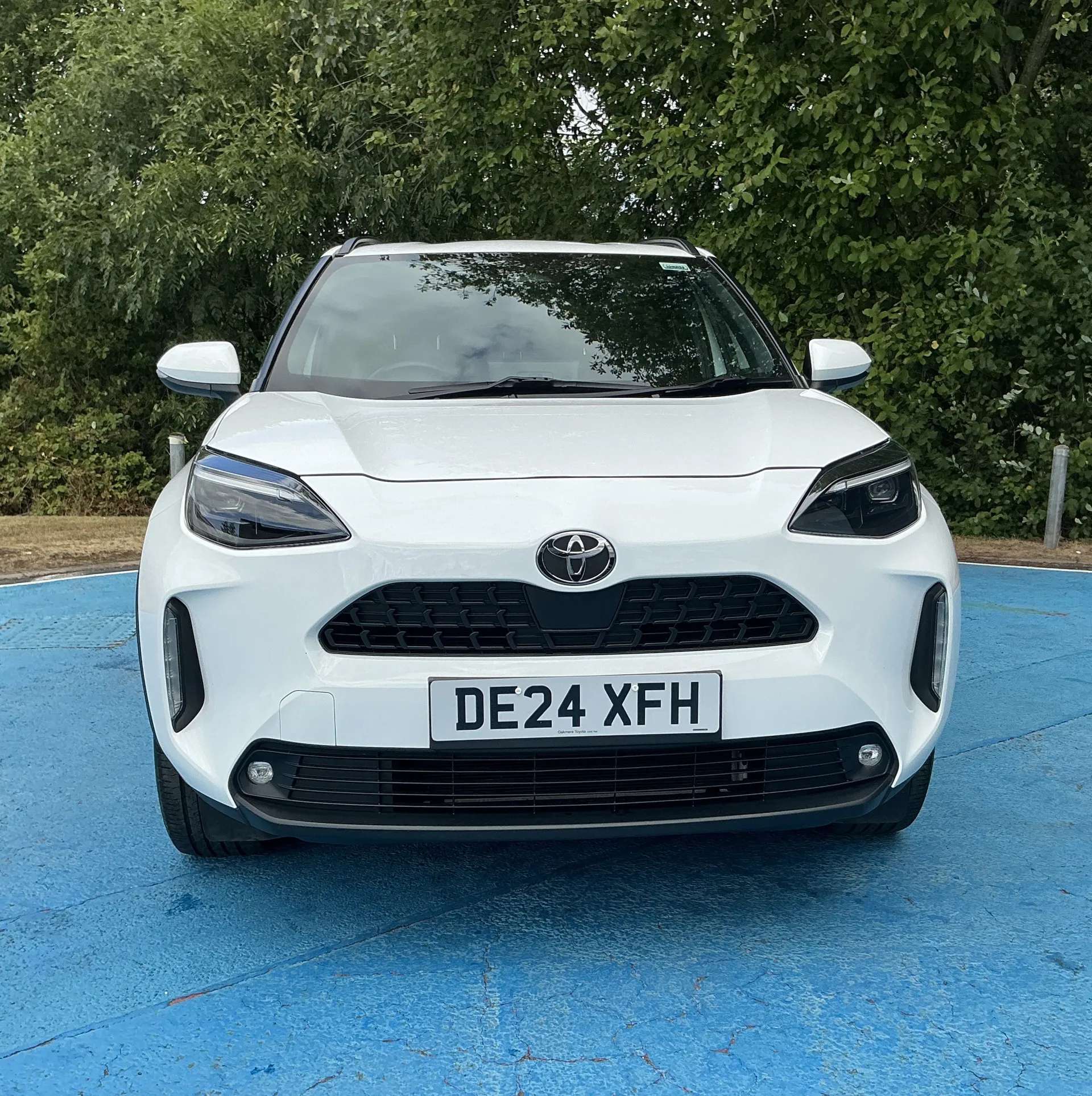 A 2024 TOYOTA YARIS CROSS 1.5 Hybrid Design 5dr CVT A 2024 TOYOTA YARIS CROSS 1.5 Hybrid Design 5dr CVT