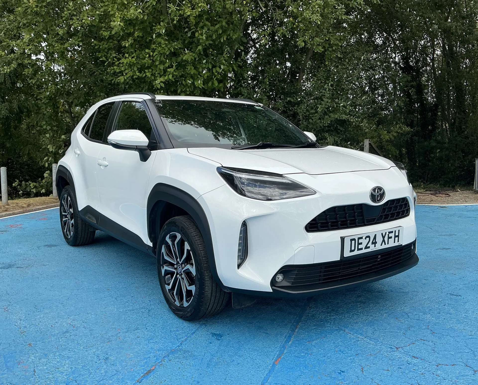 A 2024 TOYOTA YARIS CROSS 1.5 Hybrid Design 5dr CVT A 2024 TOYOTA YARIS CROSS 1.5 Hybrid Design 5dr CVT