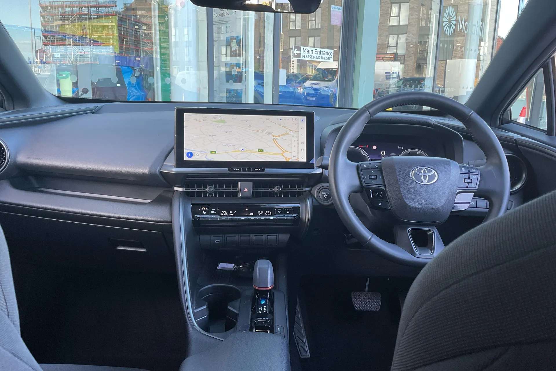 A 2024 TOYOTA C-HR 1.8 Hybrid Design 5dr CVT A 2024 TOYOTA C-HR 1.8 Hybrid Design 5dr CVT