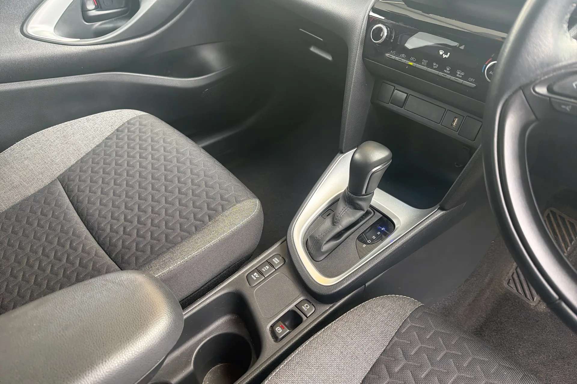 2023 TOYOTA YARIS CROSS 2023 TOYOTA YARIS CROSS