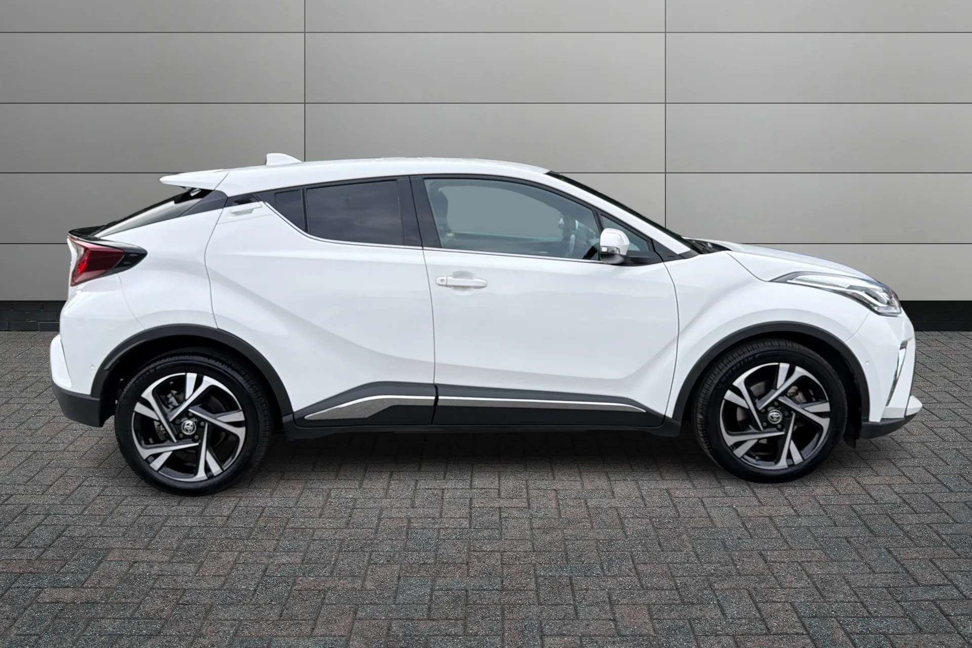 2022 TOYOTA C-HR 2022 TOYOTA C-HR