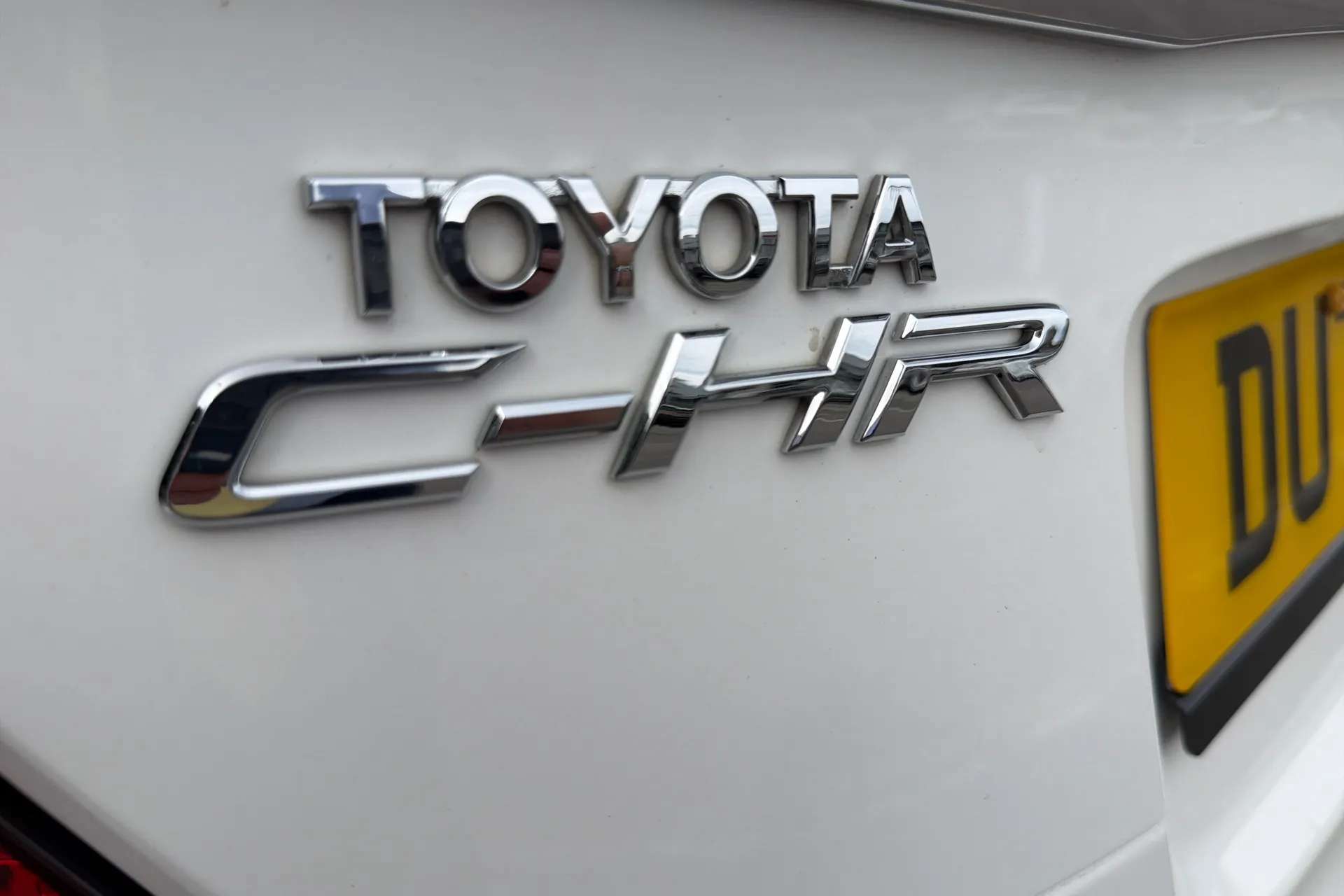 2022 TOYOTA C-HR 2022 TOYOTA C-HR