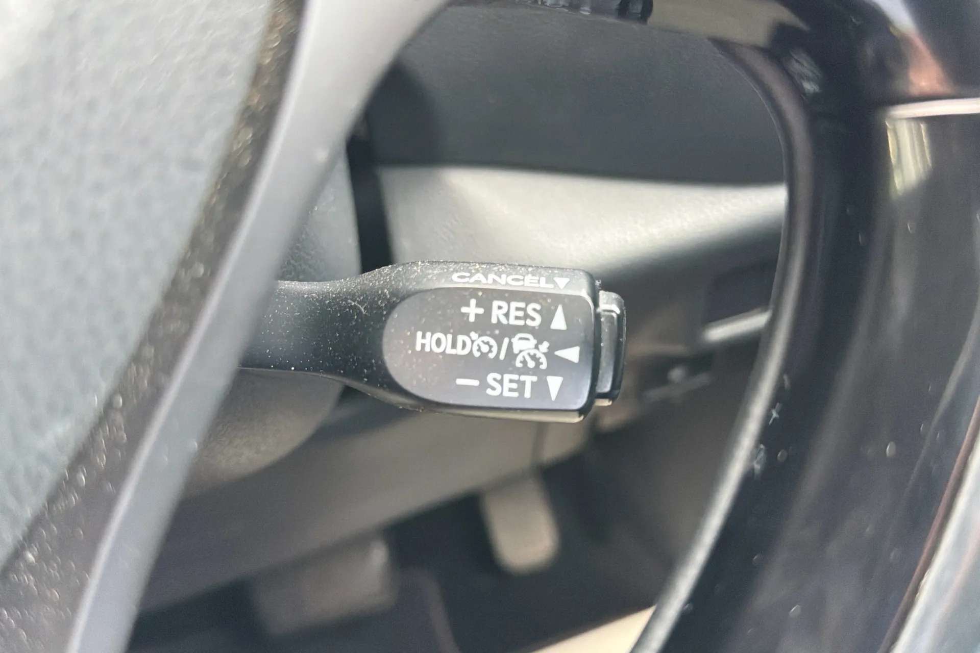 2022 TOYOTA C-HR 2022 TOYOTA C-HR