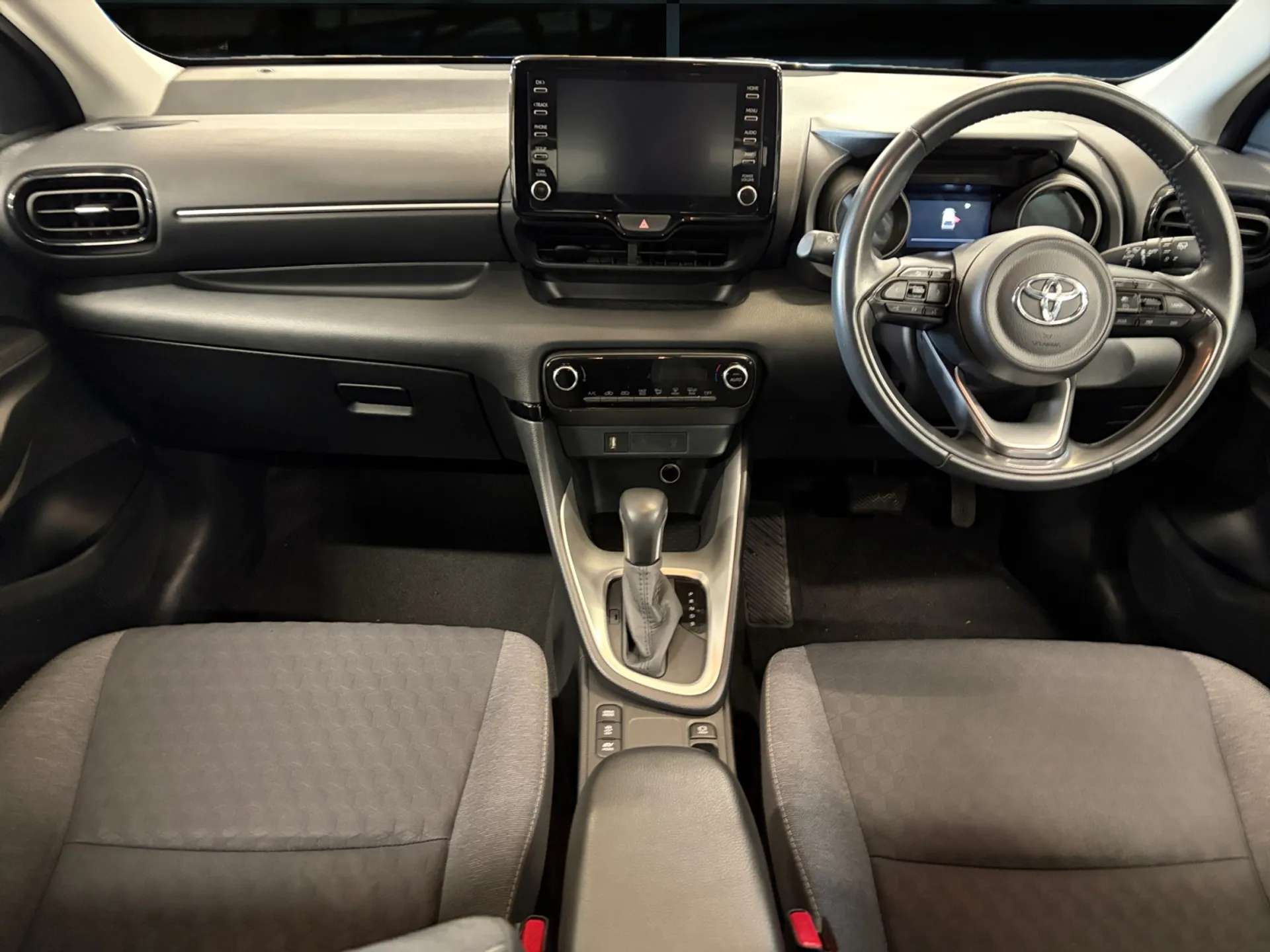 2021 TOYOTA YARIS 2021 TOYOTA YARIS