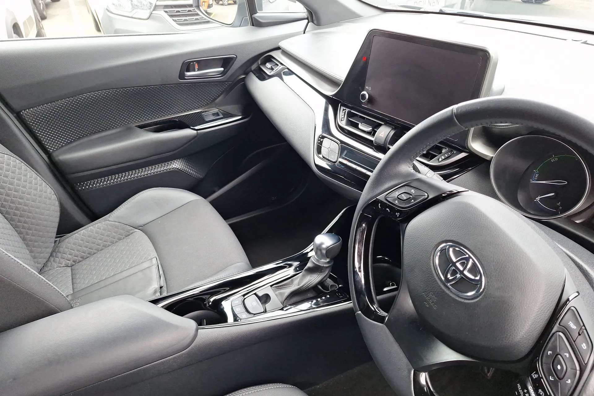 2022 TOYOTA C-HR 2022 TOYOTA C-HR