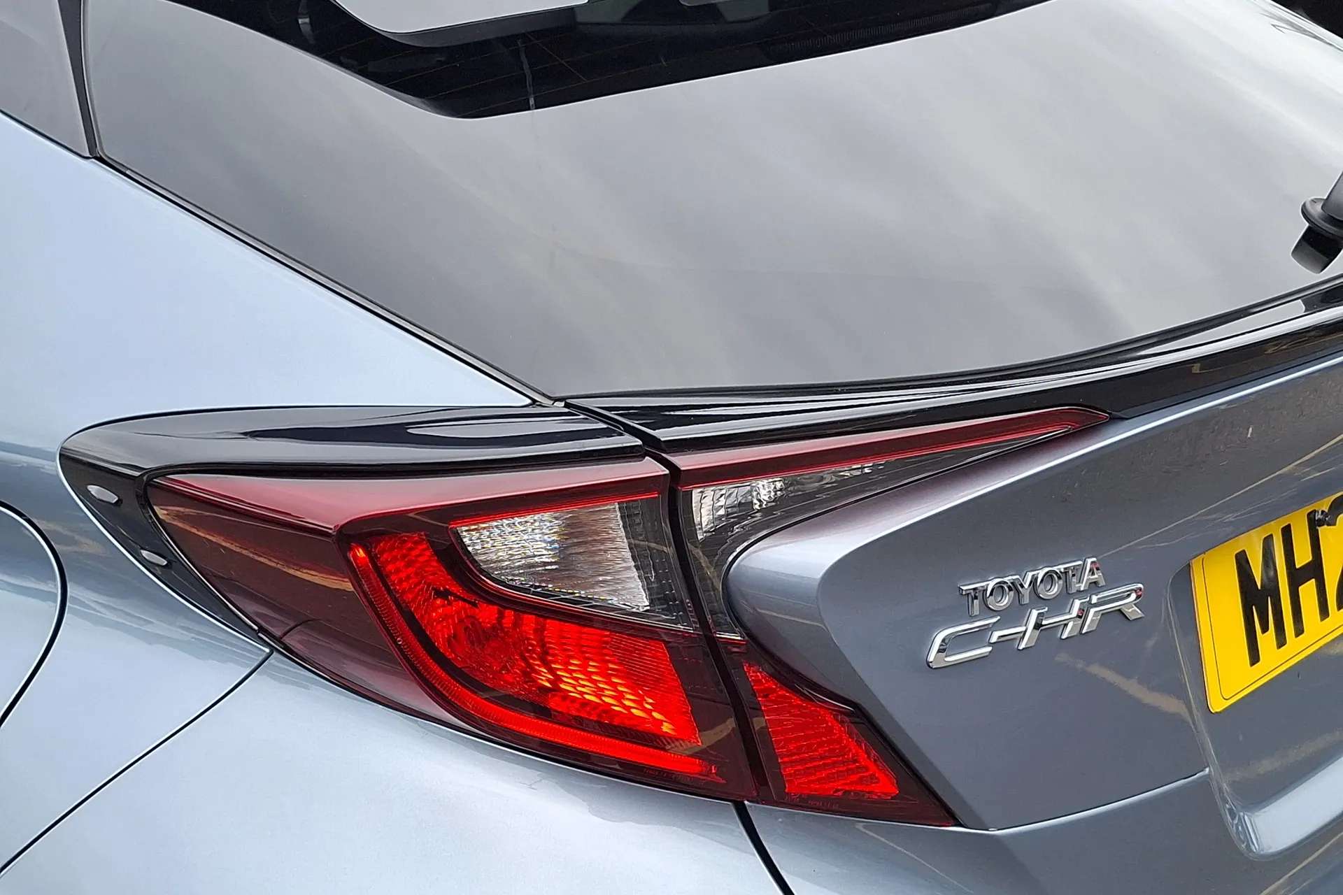 2022 TOYOTA C-HR 2022 TOYOTA C-HR