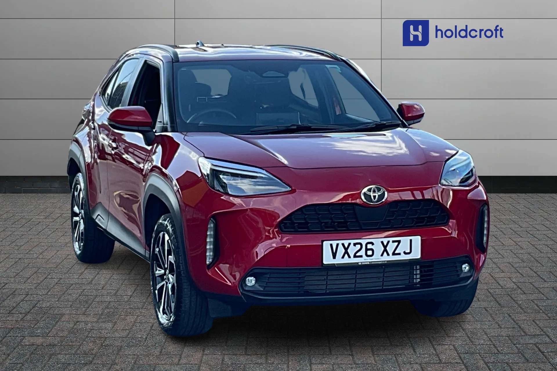 A 2026 TOYOTA YARIS CROSS 1.5 Hybrid Design 5dr CVT A 2026 TOYOTA YARIS CROSS 1.5 Hybrid Design 5dr CVT