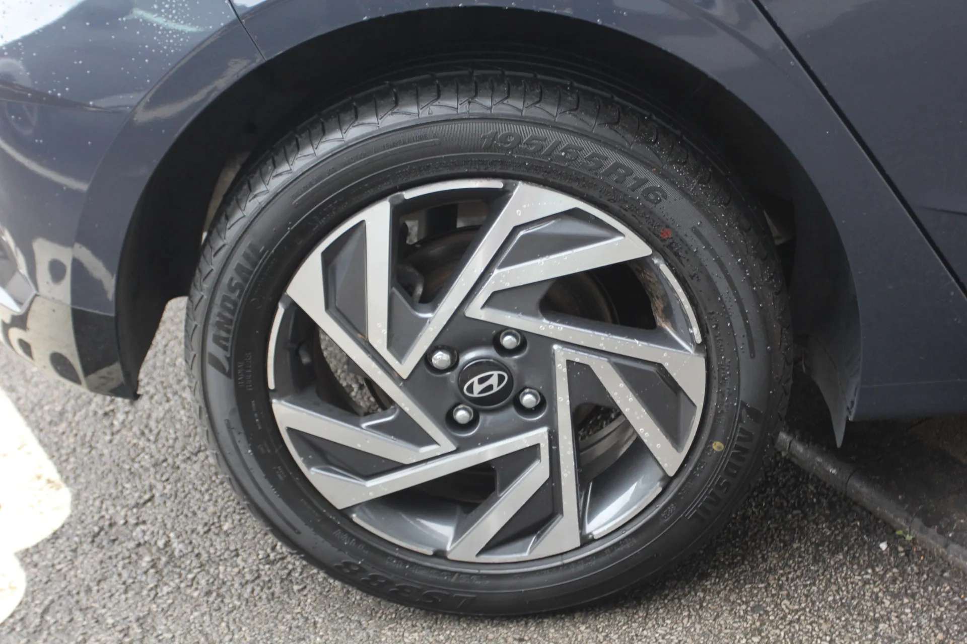 2024 HYUNDAI I20 2024 HYUNDAI I20
