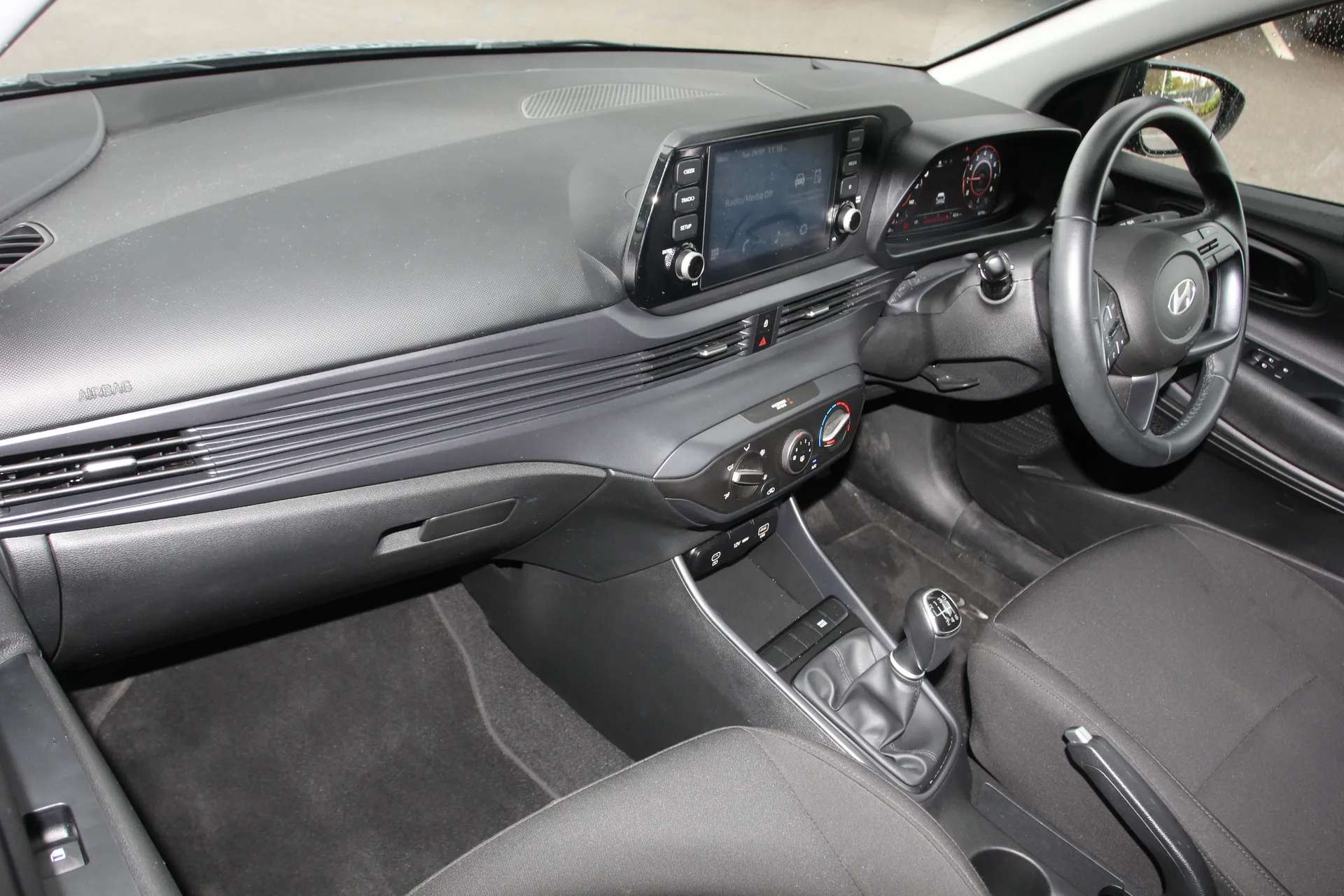 2024 HYUNDAI I20 2024 HYUNDAI I20