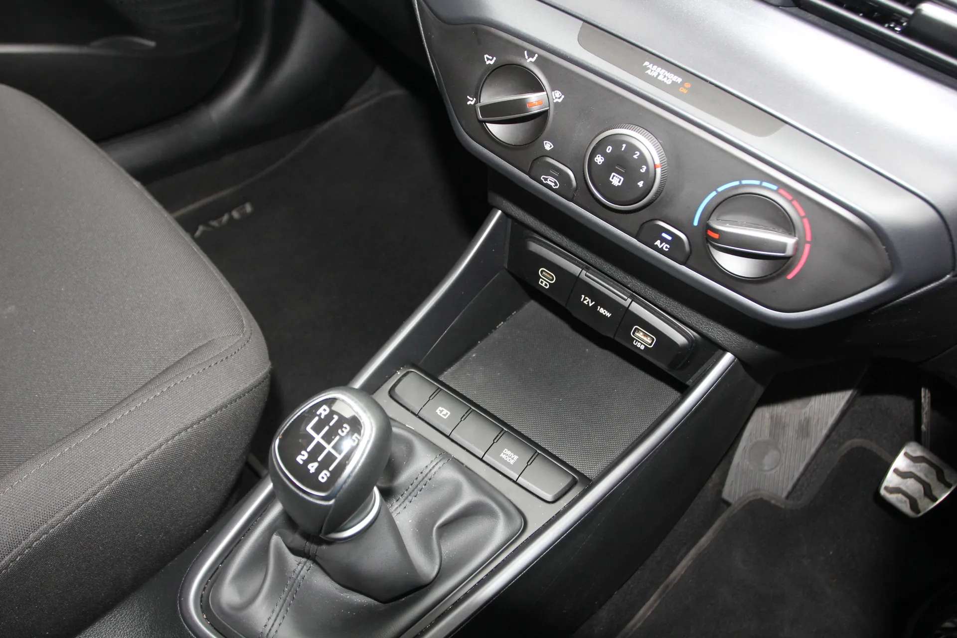 2024 HYUNDAI BAYON 2024 HYUNDAI BAYON