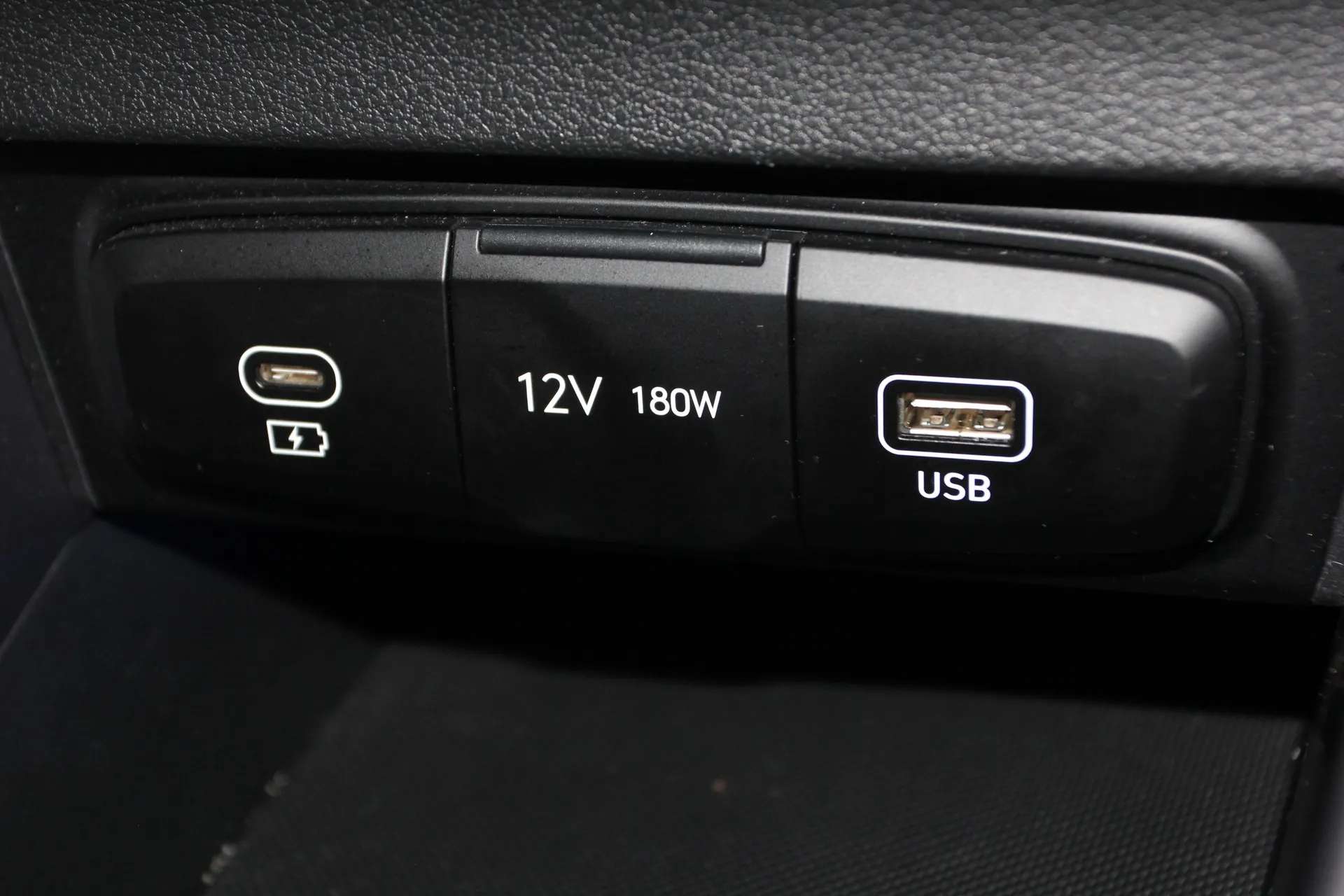 2024 HYUNDAI BAYON 2024 HYUNDAI BAYON
