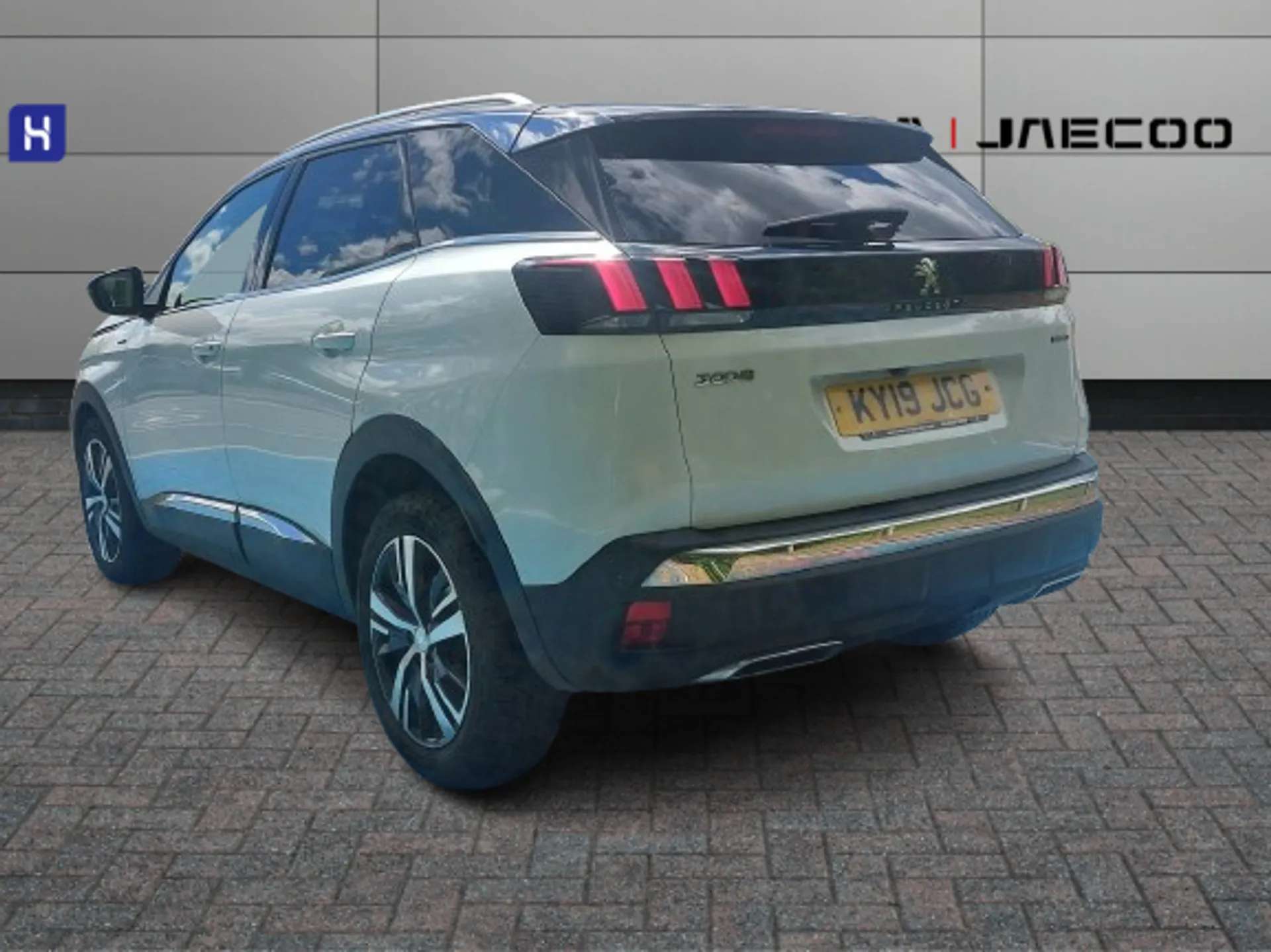 2019 PEUGEOT 3008 2019 PEUGEOT 3008
