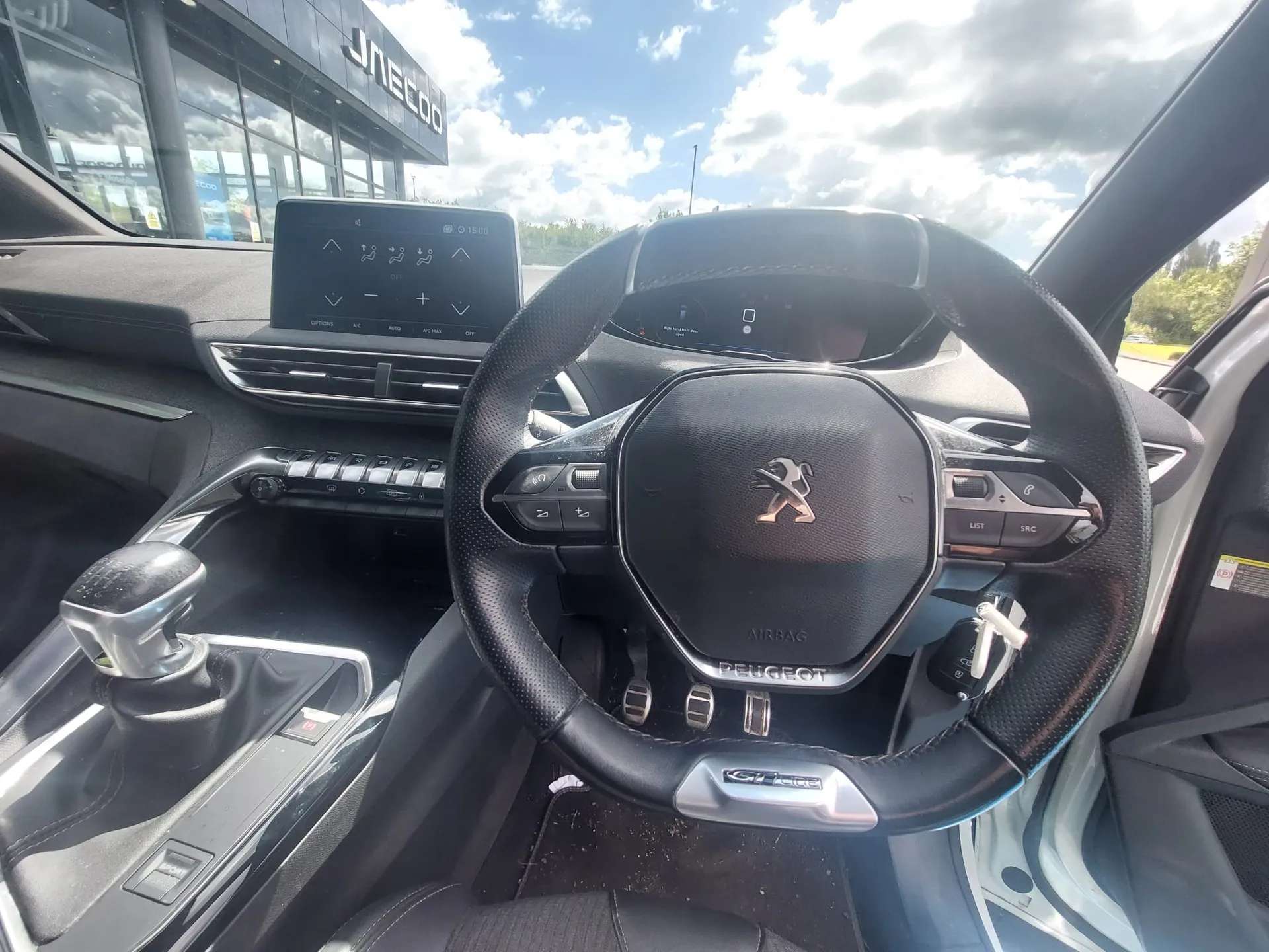 2019 PEUGEOT 3008 2019 PEUGEOT 3008