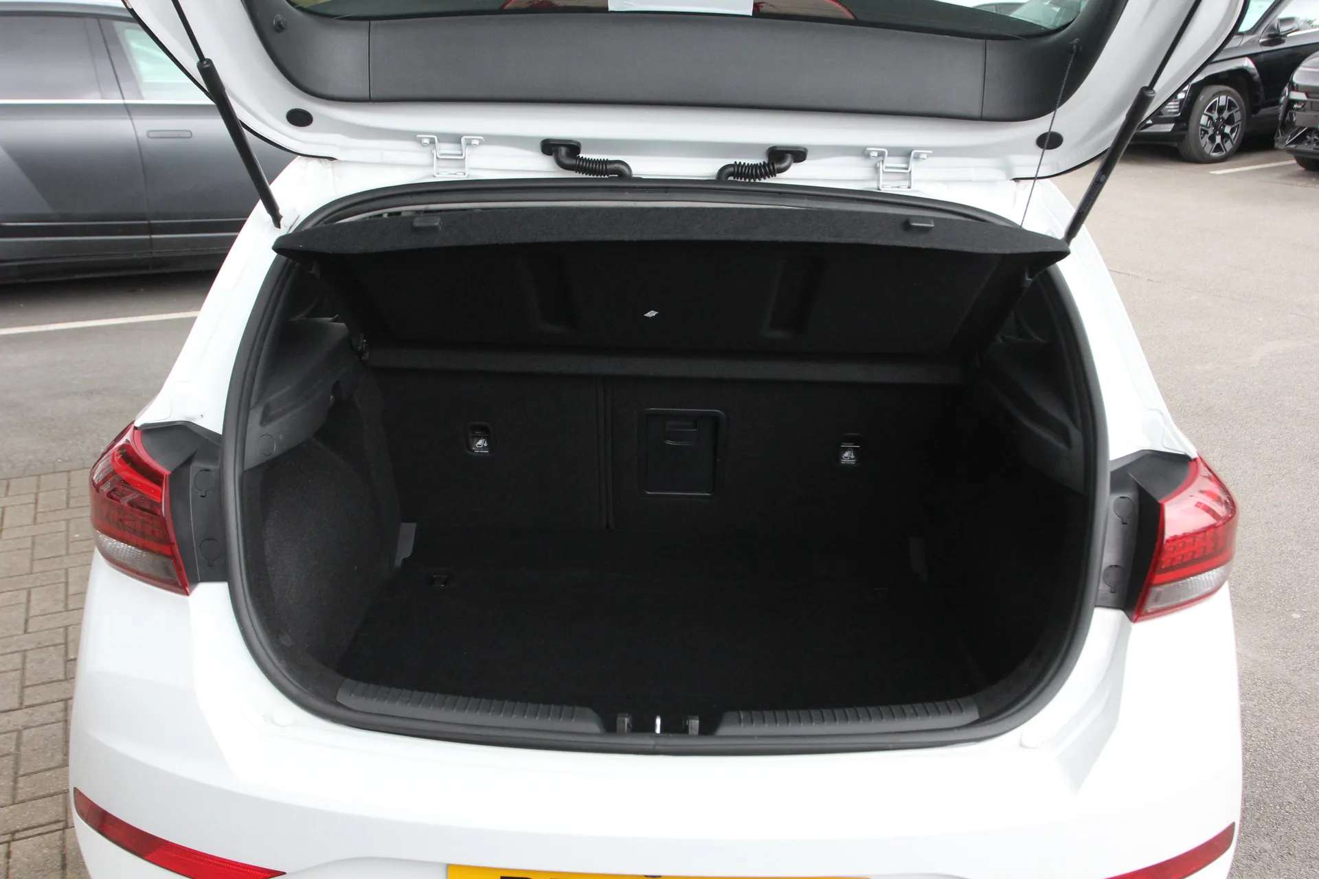 2021 HYUNDAI I30 2021 HYUNDAI I30