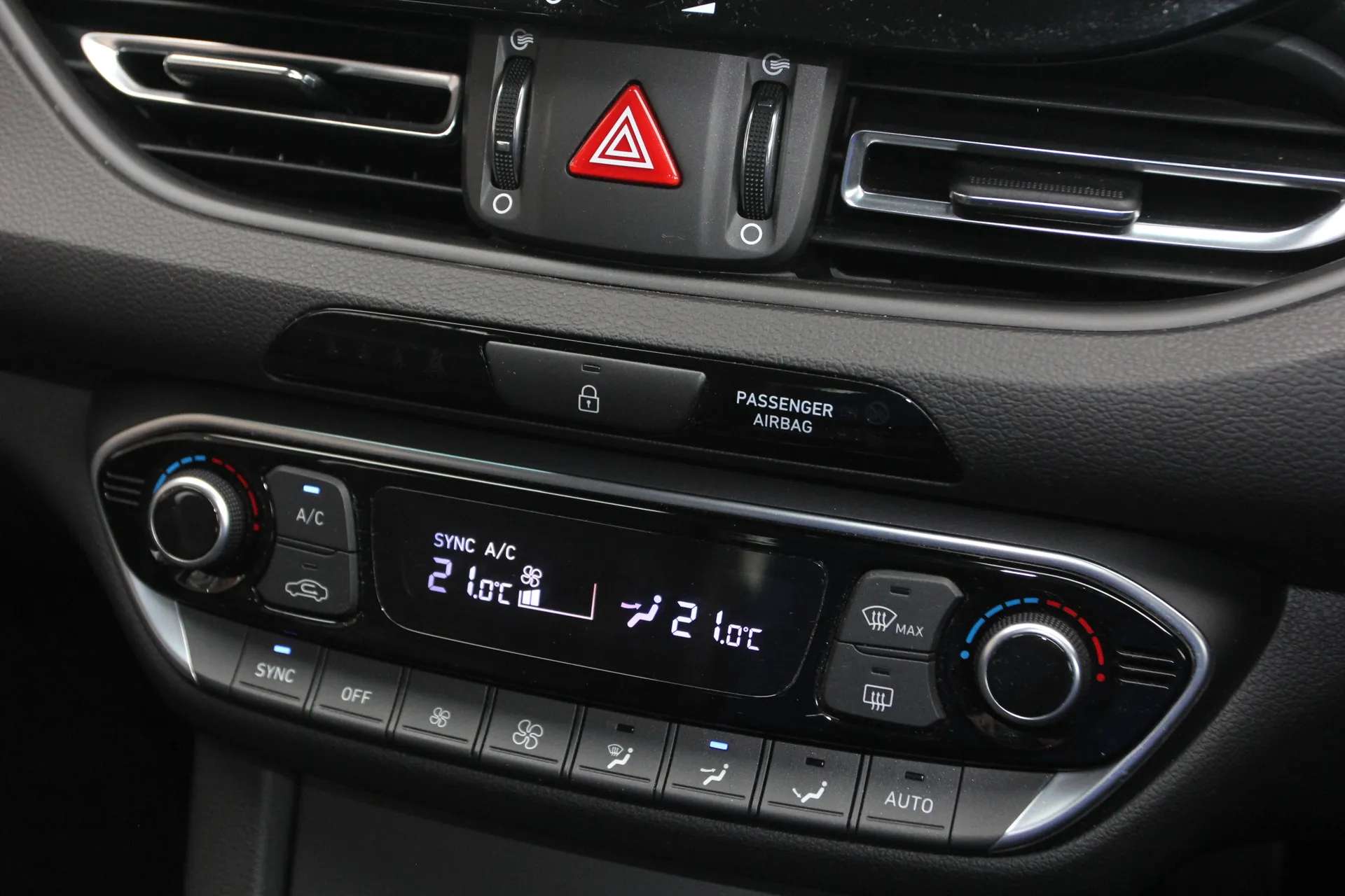 2021 HYUNDAI I30 2021 HYUNDAI I30