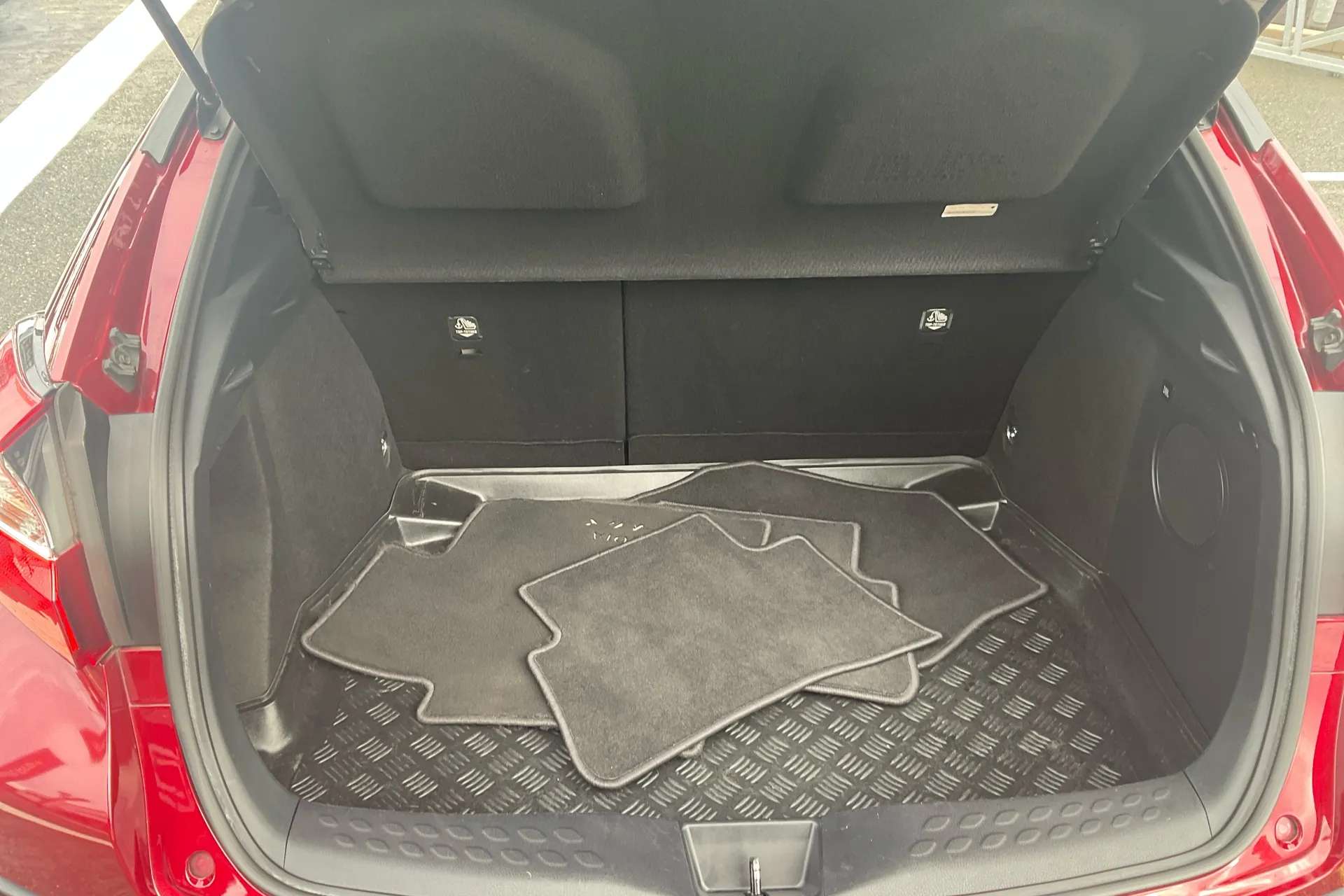2018 TOYOTA C-HR 2018 TOYOTA C-HR