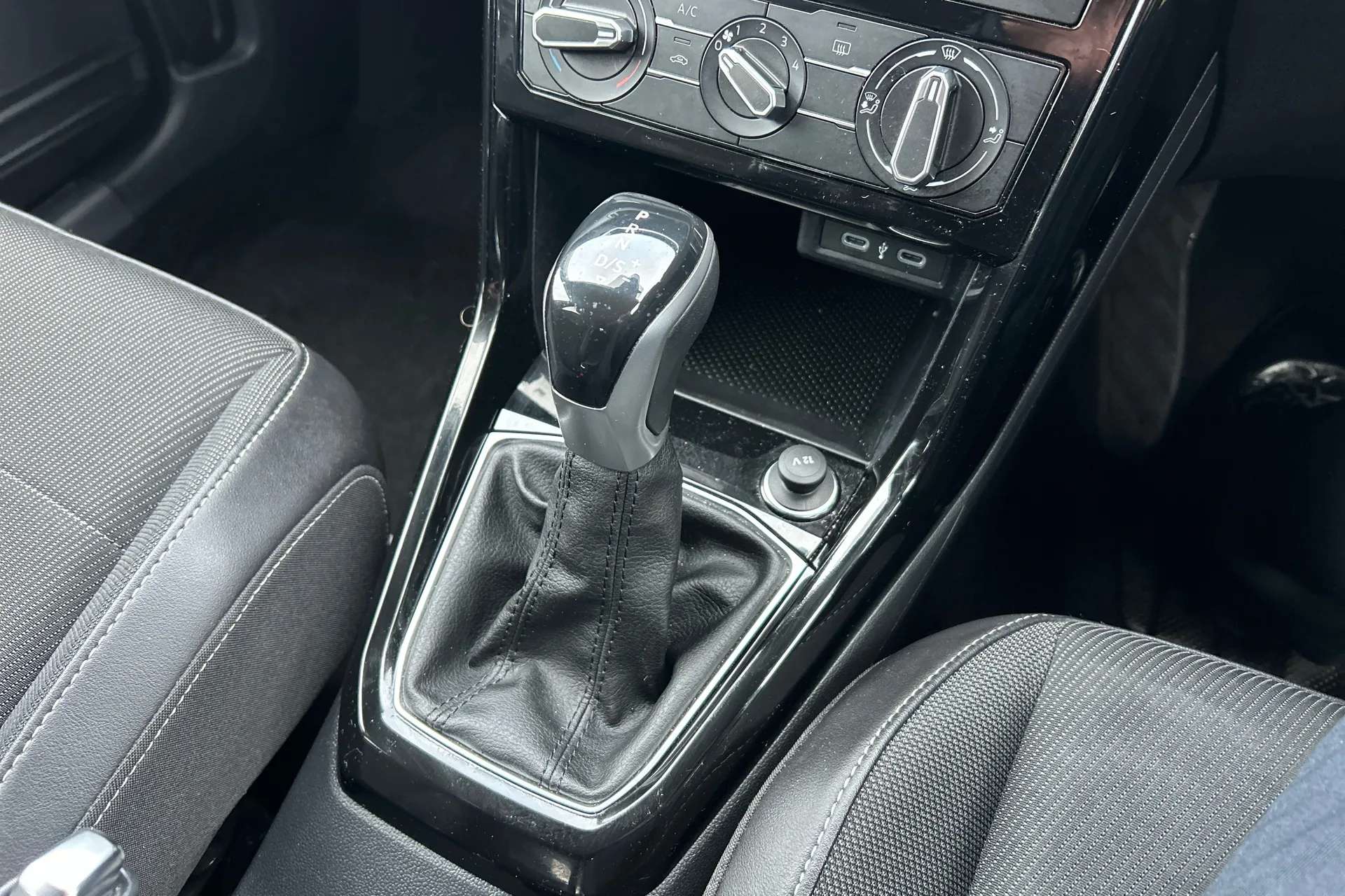 2023 VOLKSWAGEN T-CROSS 2023 VOLKSWAGEN T-CROSS