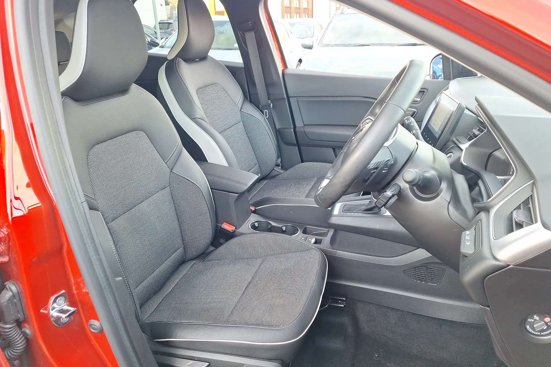 2022 RENAULT CAPTUR 2022 RENAULT CAPTUR