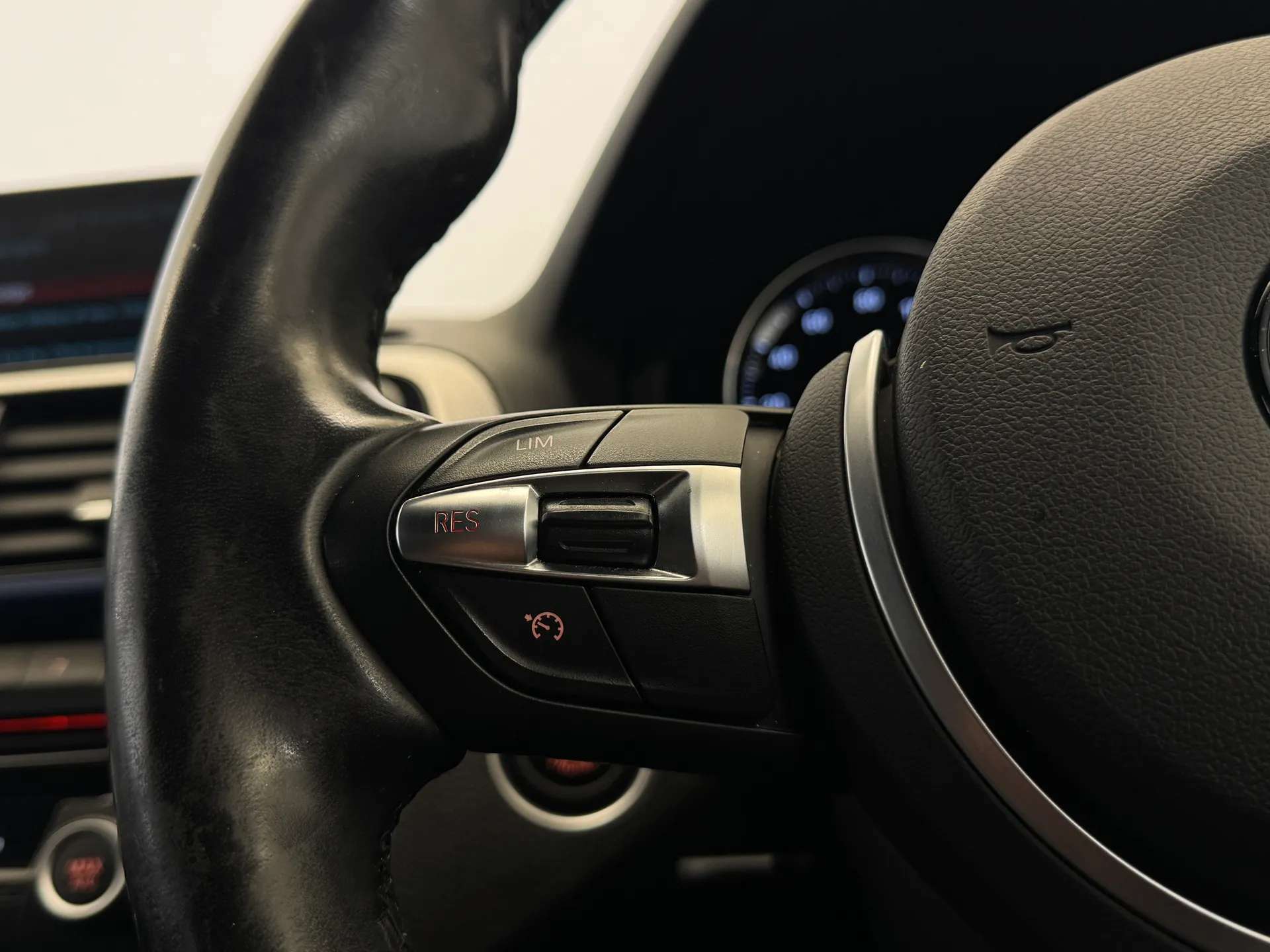 2019 BMW 1 SERIES 2019 BMW 1 SERIES